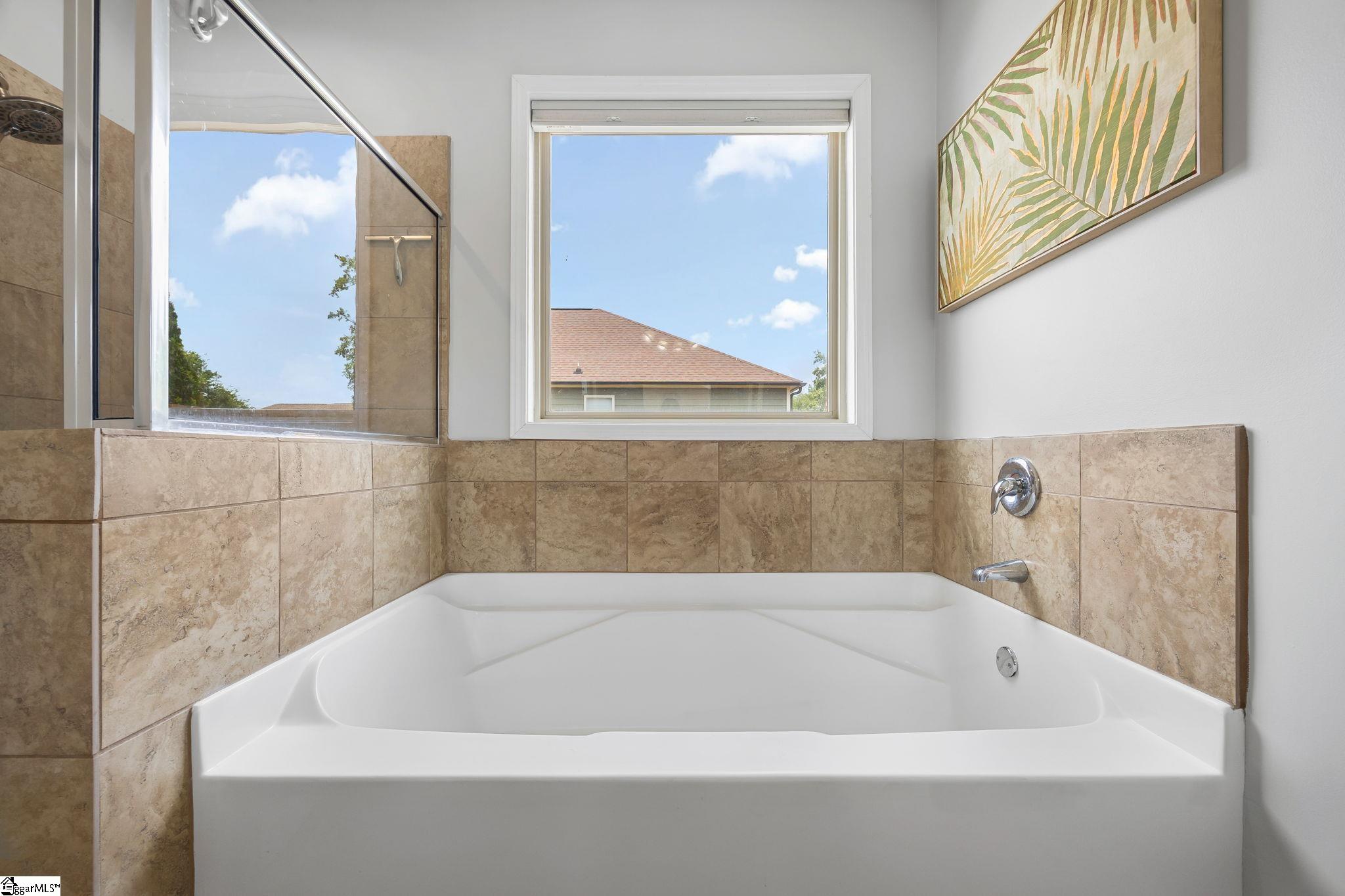 120 Sapphire Pointe Drive Duncan, SC 29334