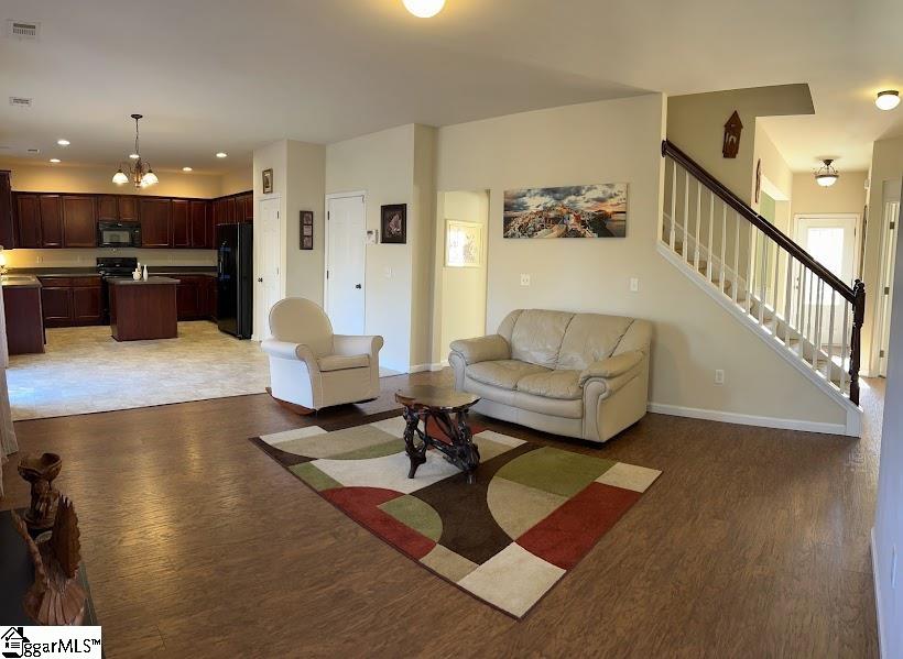 38 Golden Acre Court Simpsonville, SC 29681