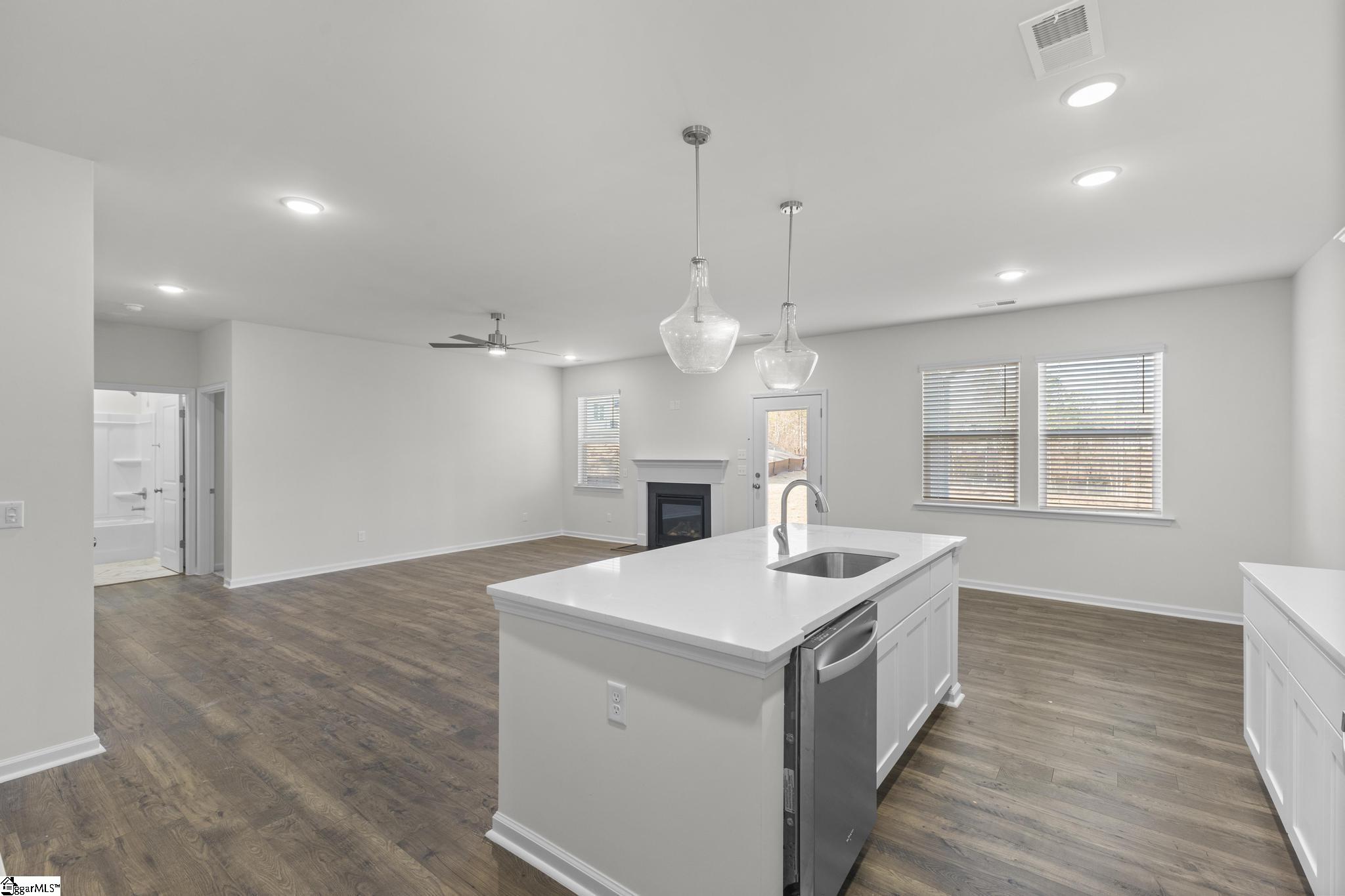115 Terpack Court Gray Court, SC 29645