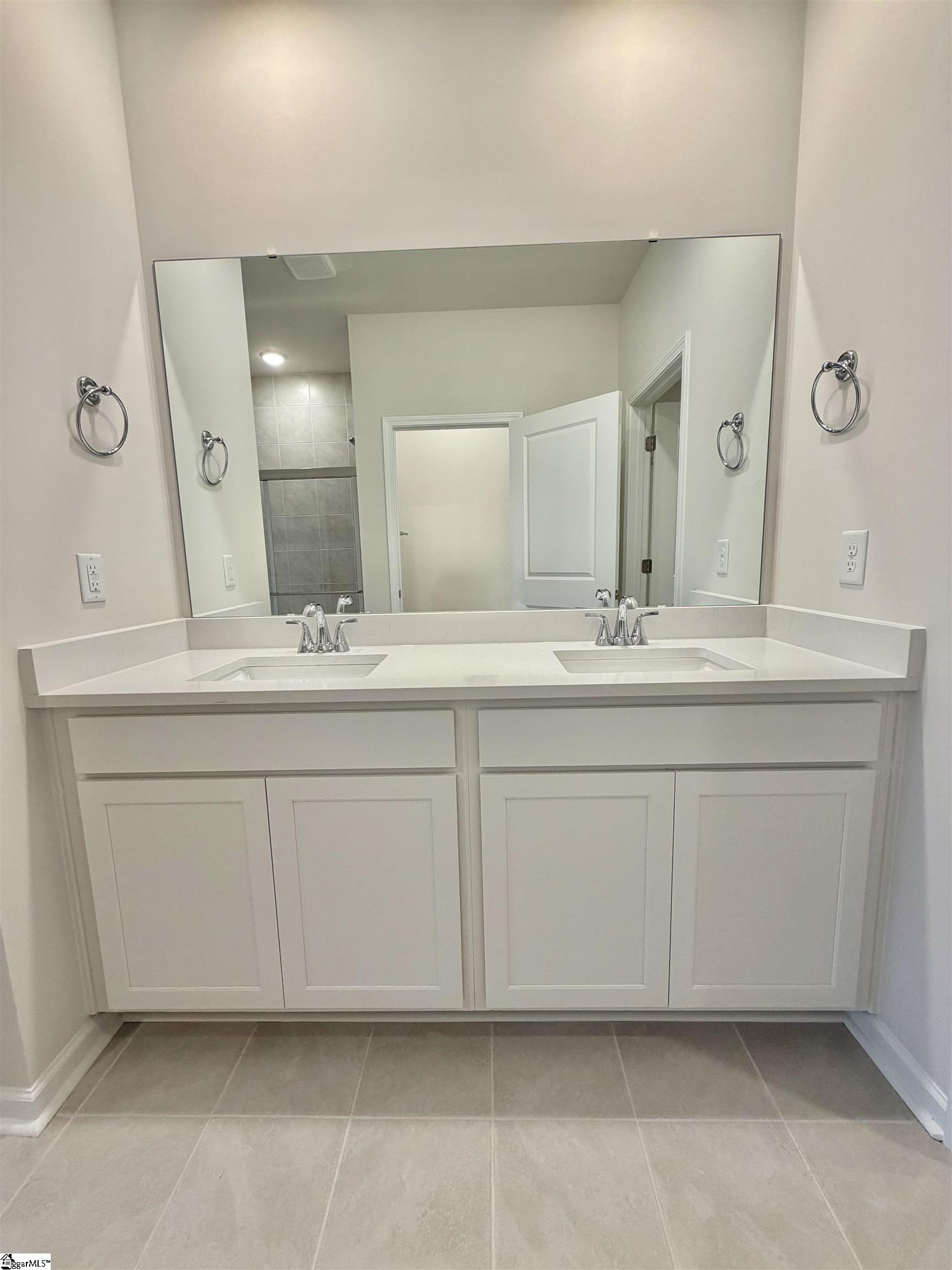 111 Terpack Court Gray Court, SC 29645