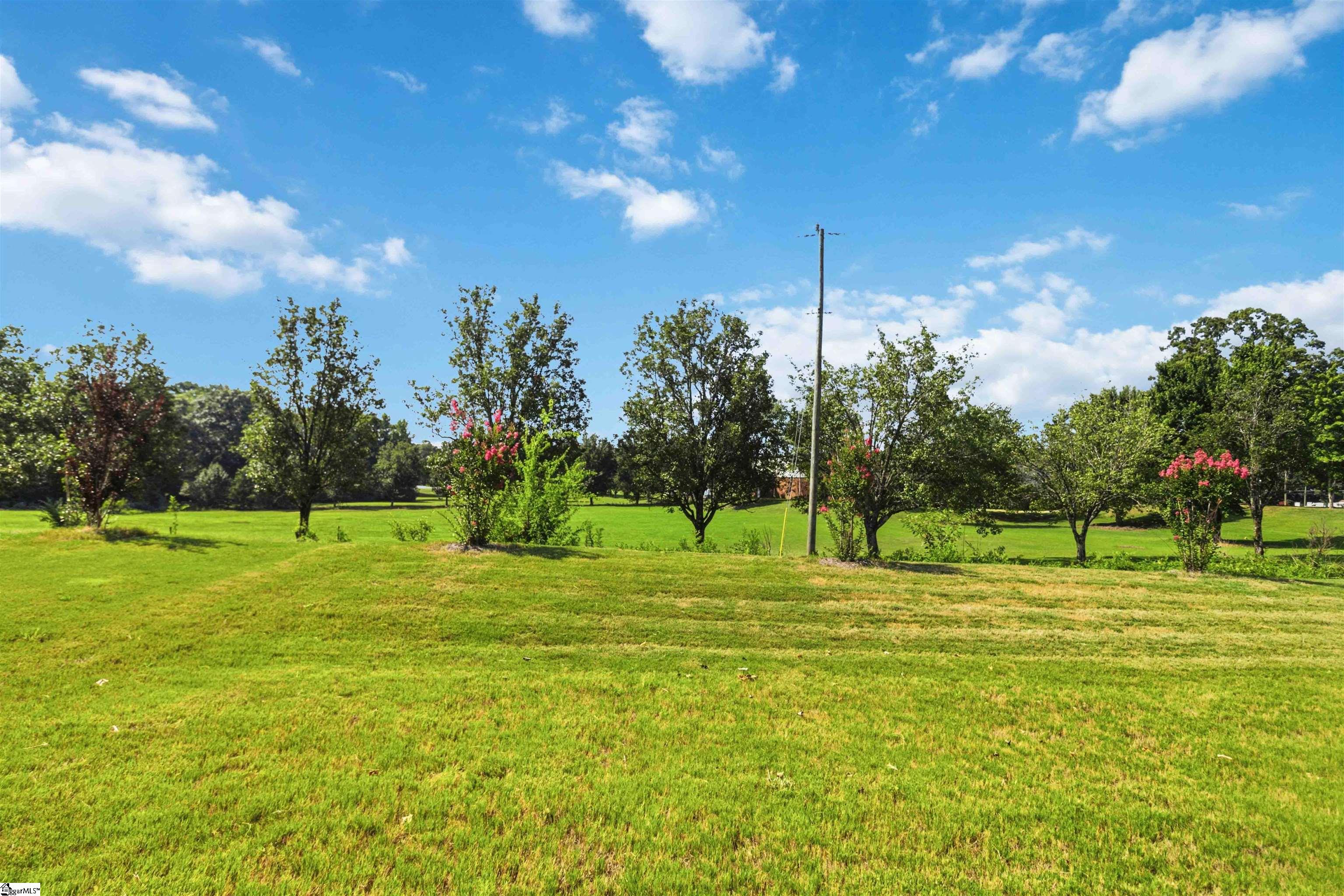 707 Bayridge Drive Simpsonville, SC 29680