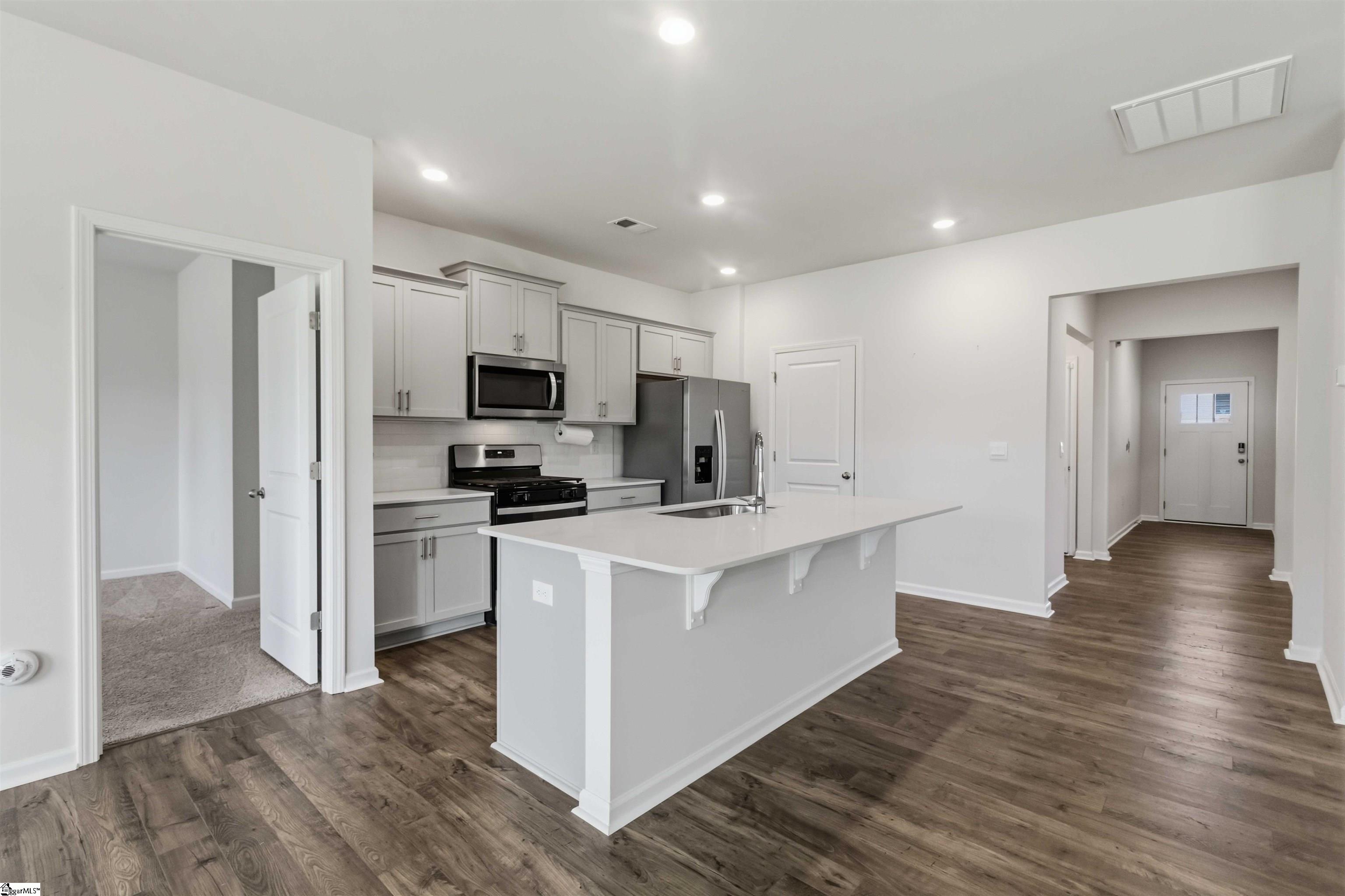 707 Bayridge Drive Simpsonville, SC 29680