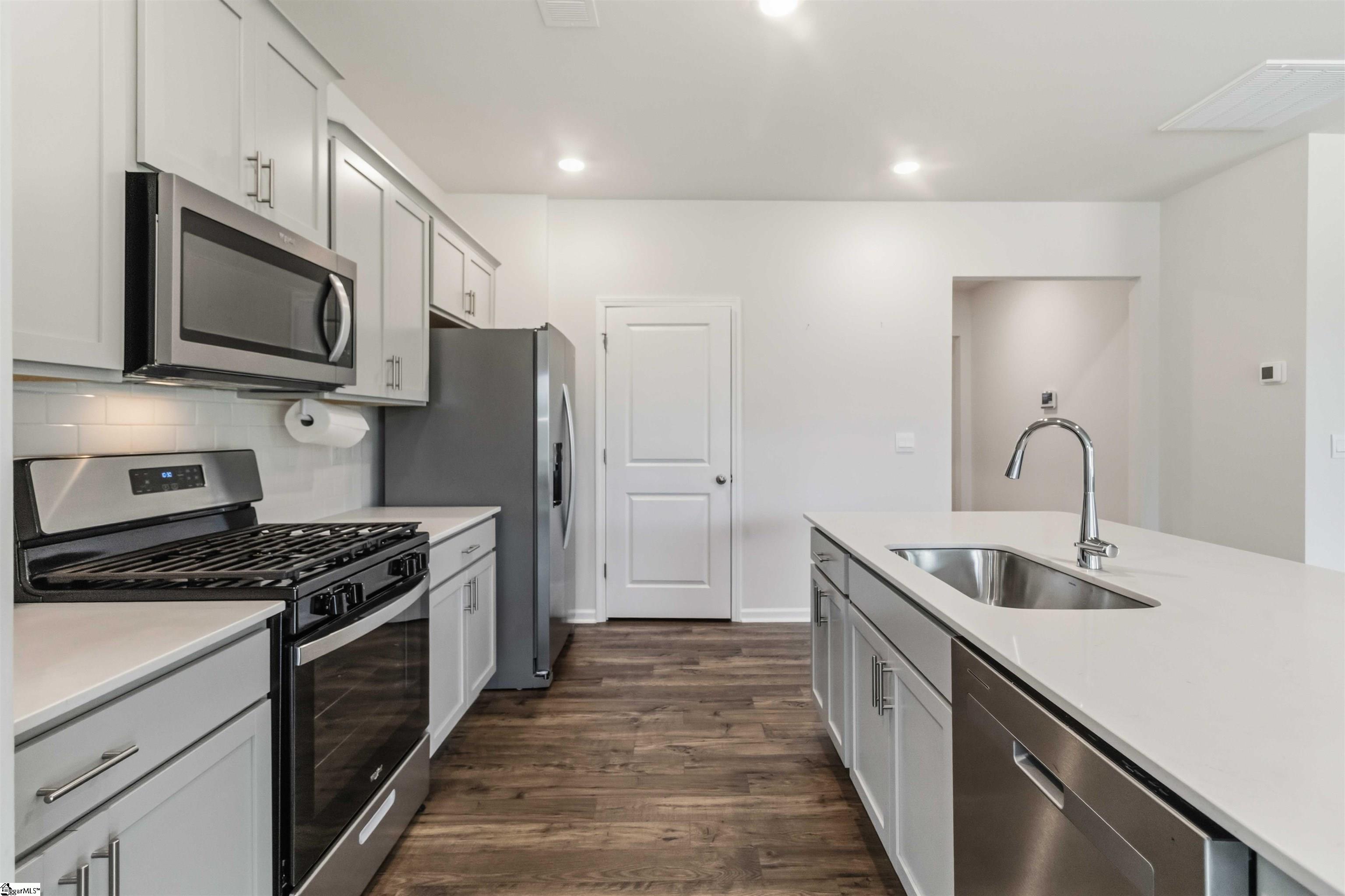 707 Bayridge Drive Simpsonville, SC 29680