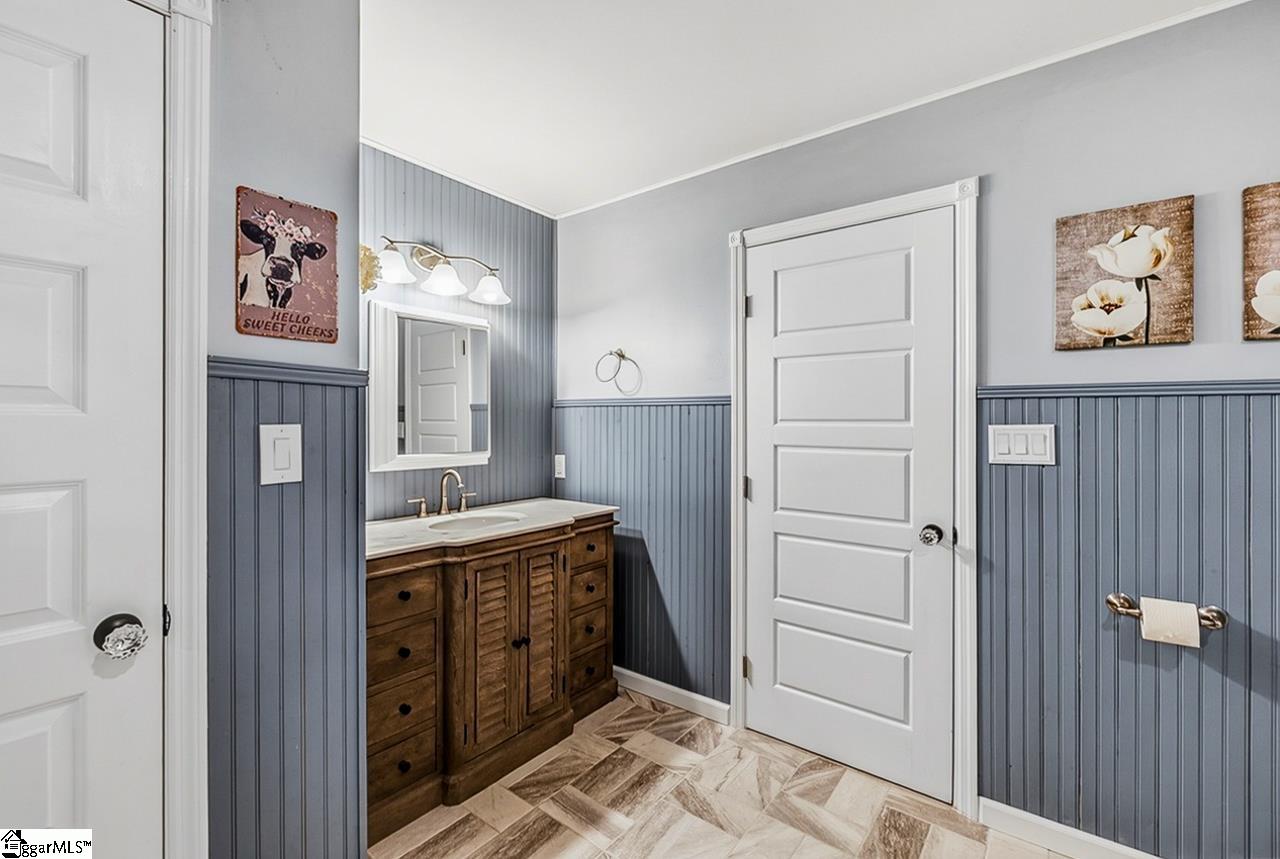 2511 & 258 Pineland Shores Circle Cross Hill, SC 29332