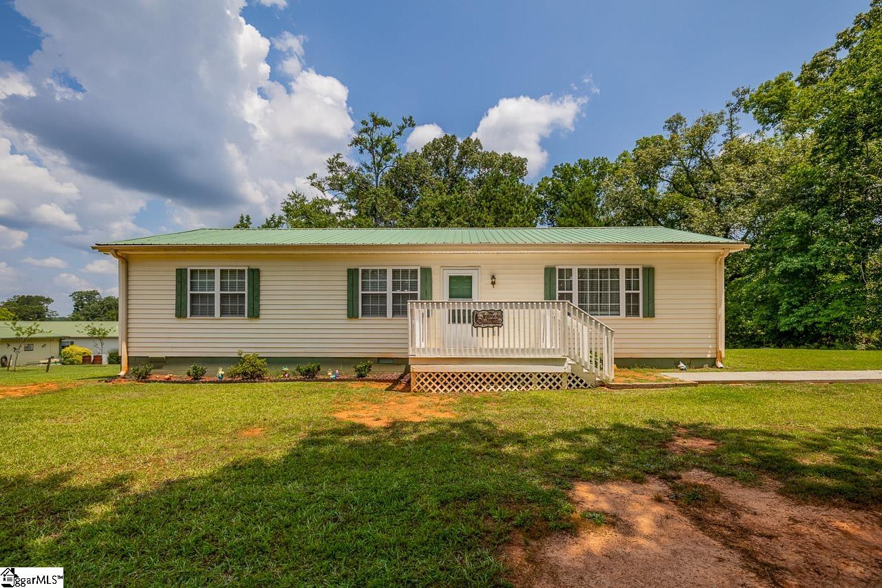2511 & 258 Pineland Shores Circle Cross Hill, SC 29332