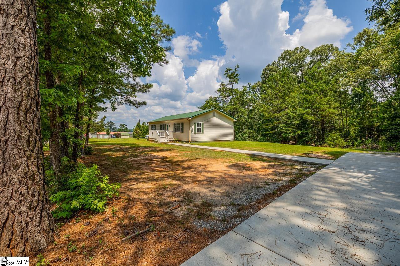 2511 & 258 Pineland Shores Circle Cross Hill, SC 29332