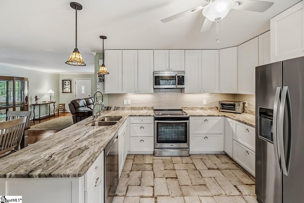 2511 & 258 Pineland Shores Circle Cross Hill, SC 29332