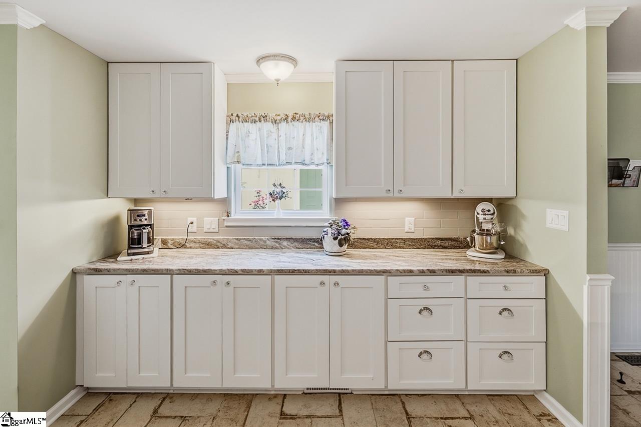 2511 & 258 Pineland Shores Circle Cross Hill, SC 29332