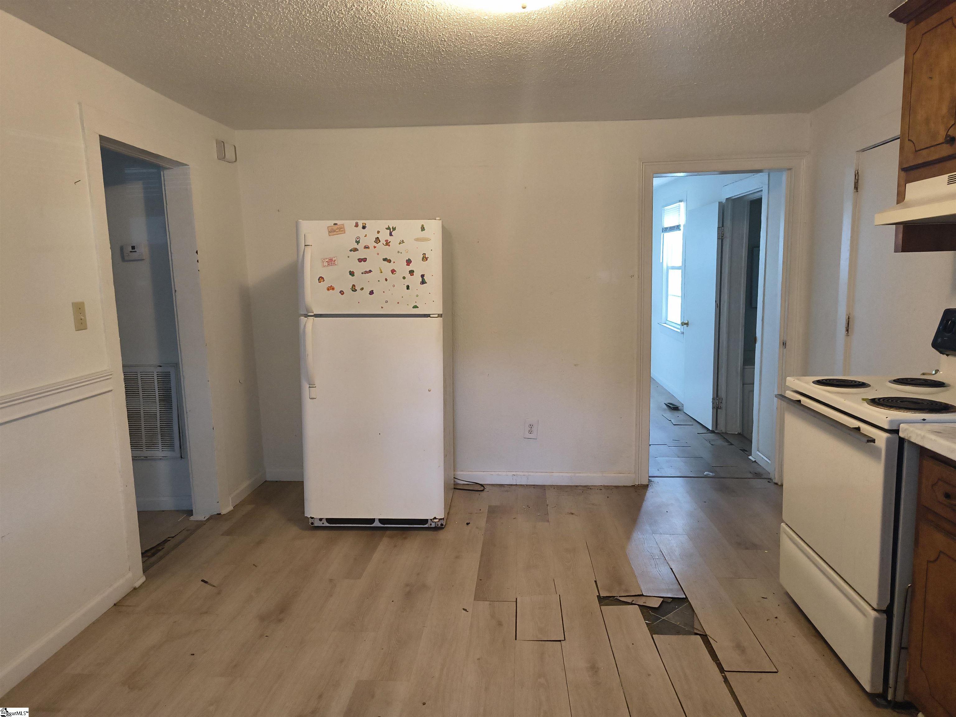 23 6th Avenue Greenville, SC 29609