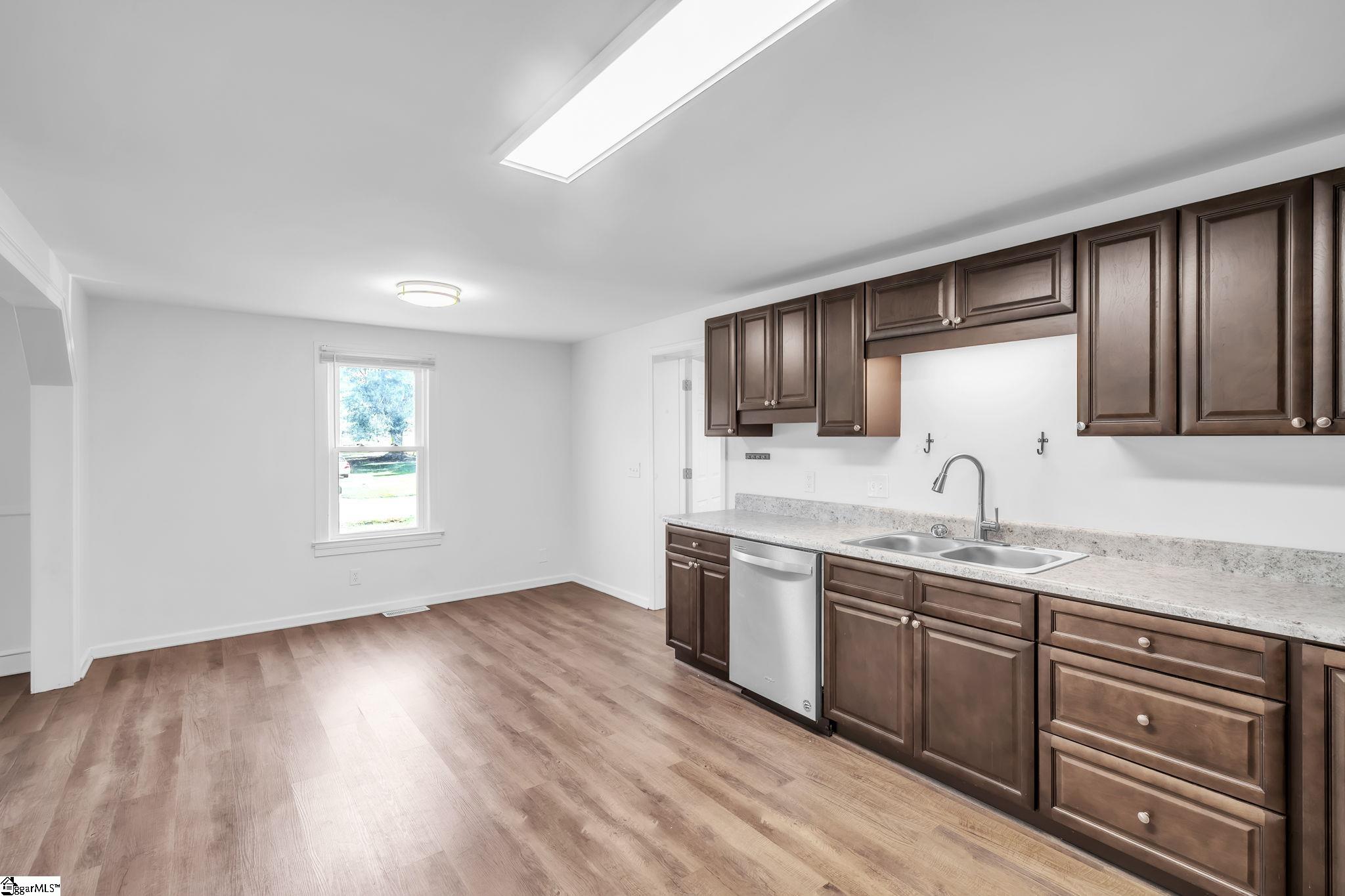 400 Fowler Road Simpsonville, SC 29681