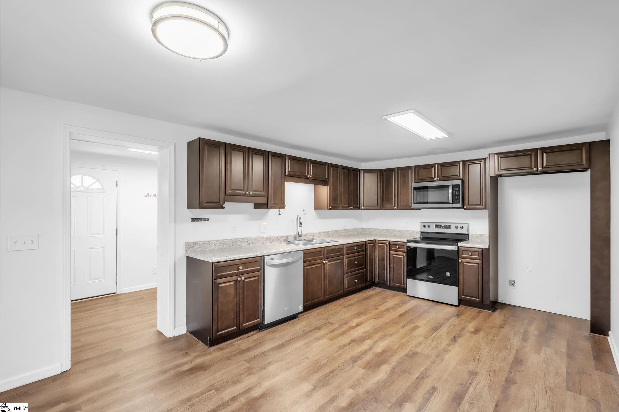 400 Fowler Road Simpsonville, SC 29681