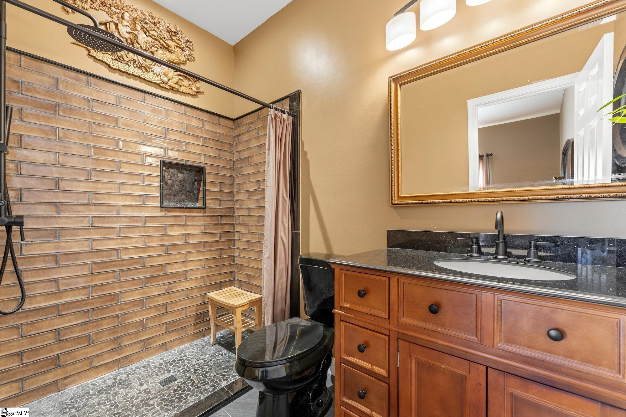 160 Wexford Drive UNIT #206 Anderson, SC 29621