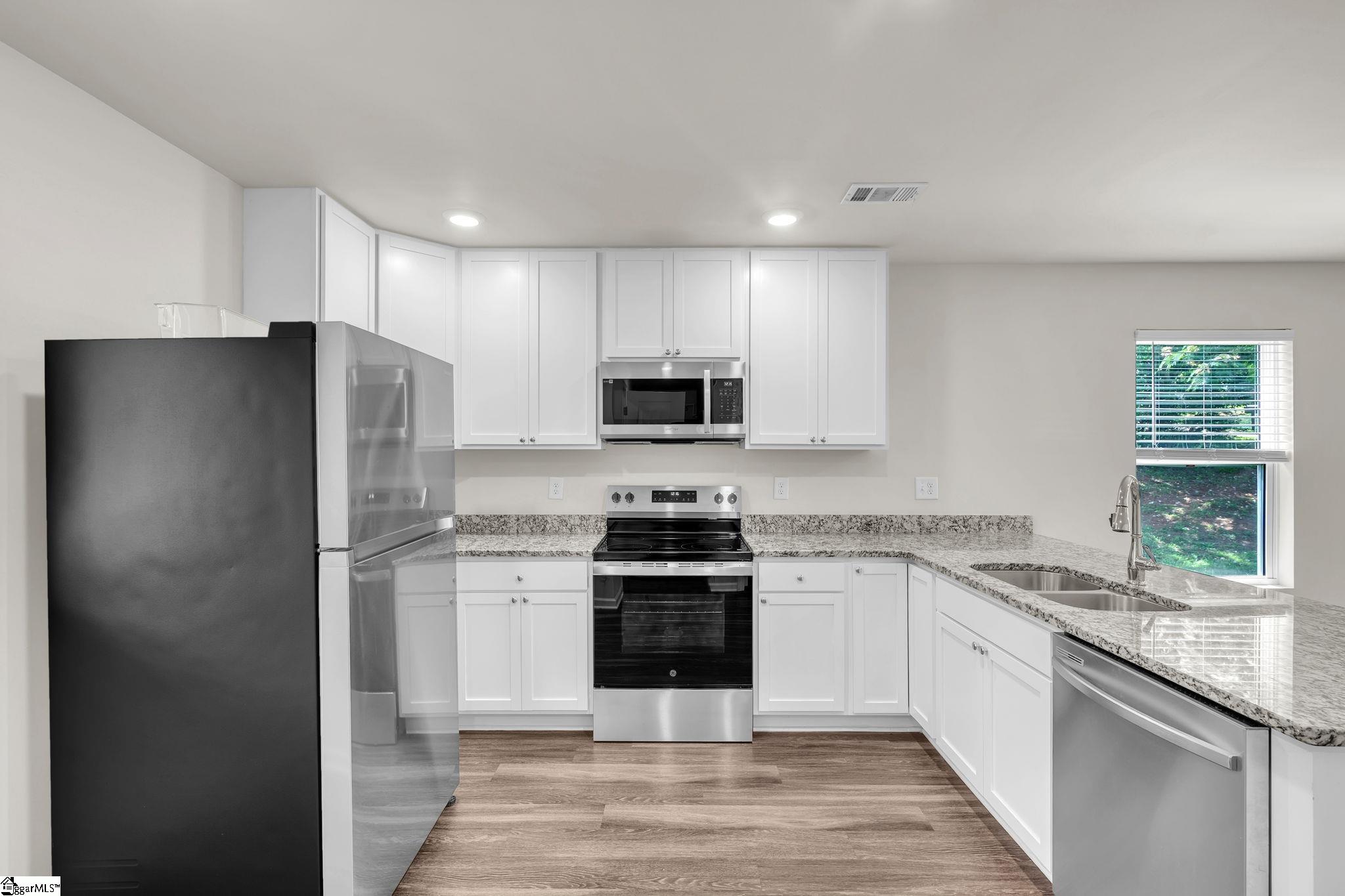 905 Helm Court Greenville, SC 29617