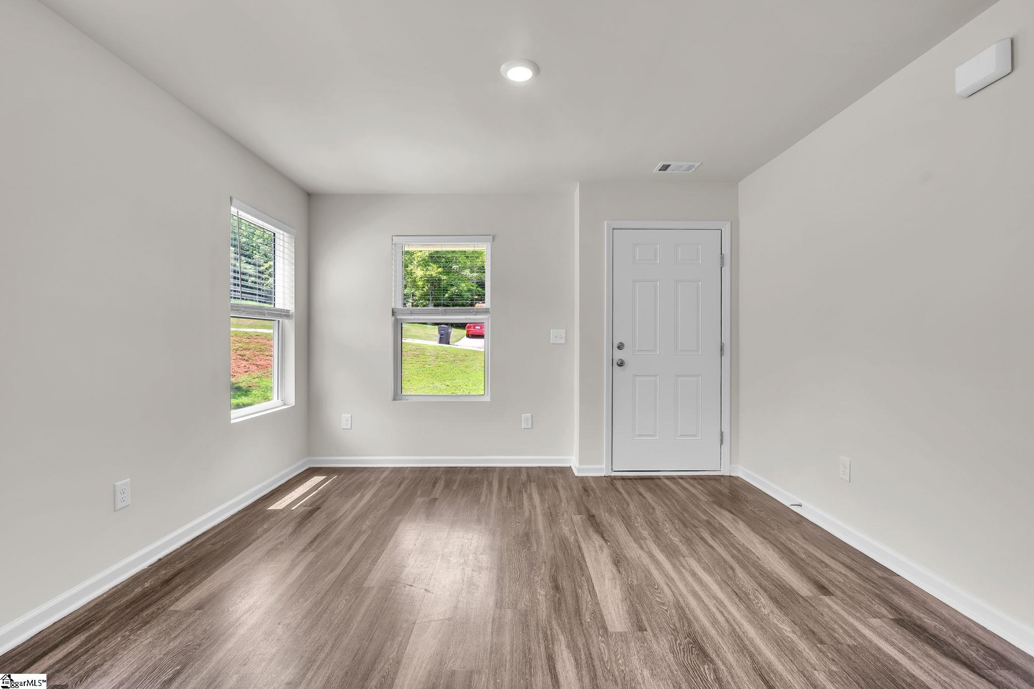 905 Helm Court Greenville, SC 29617