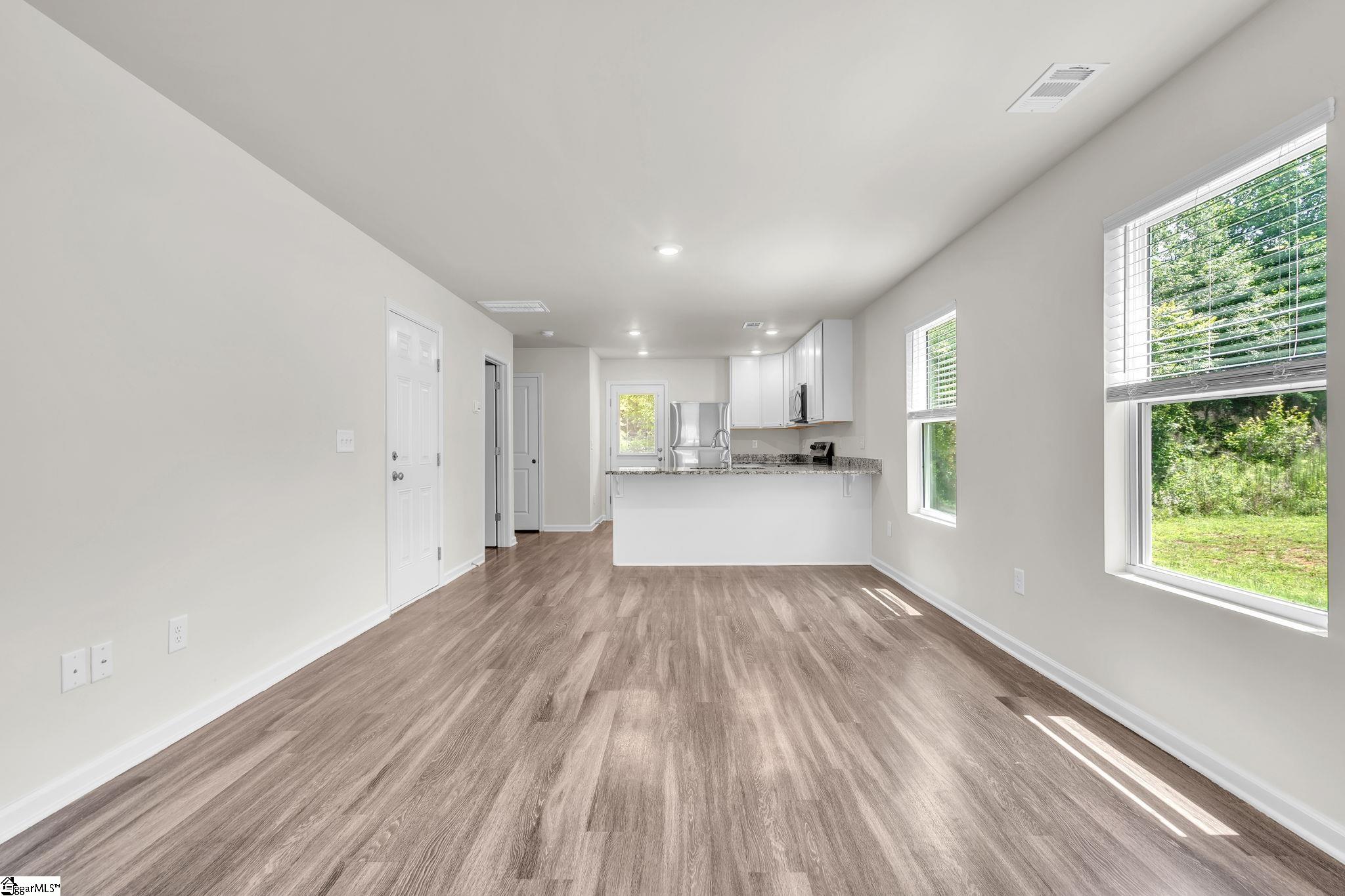 905 Helm Court Greenville, SC 29617