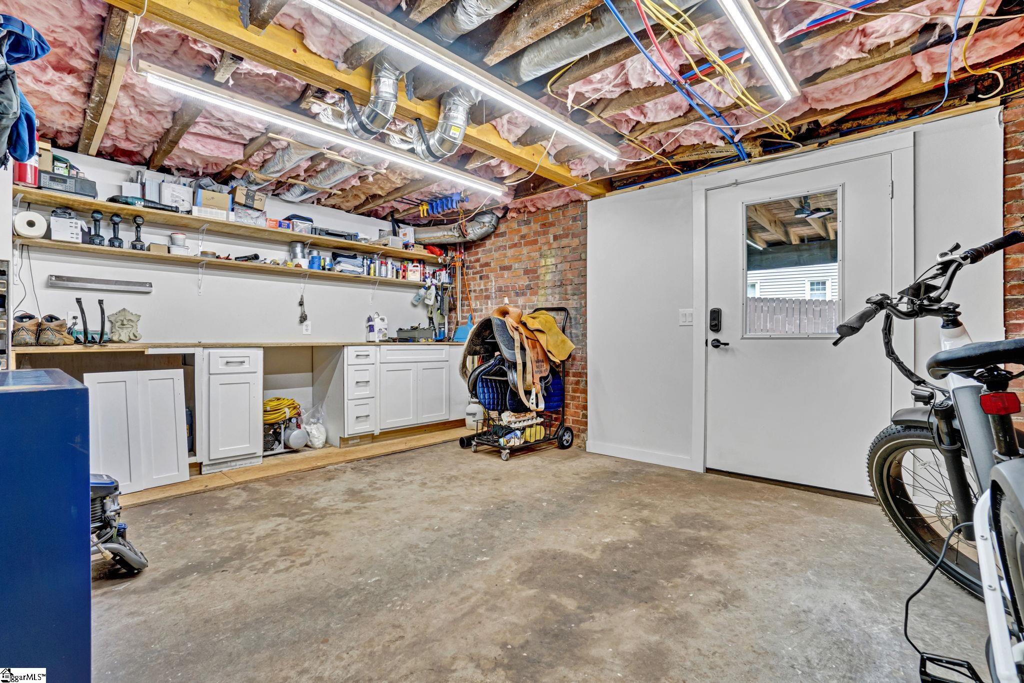 420 Longview Terrace Greenville, SC 29605