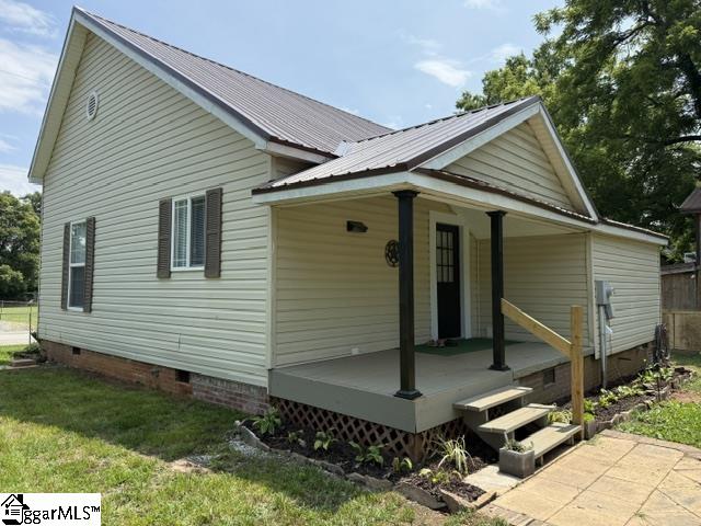 213 Magnolia Street Clinton, SC 29325