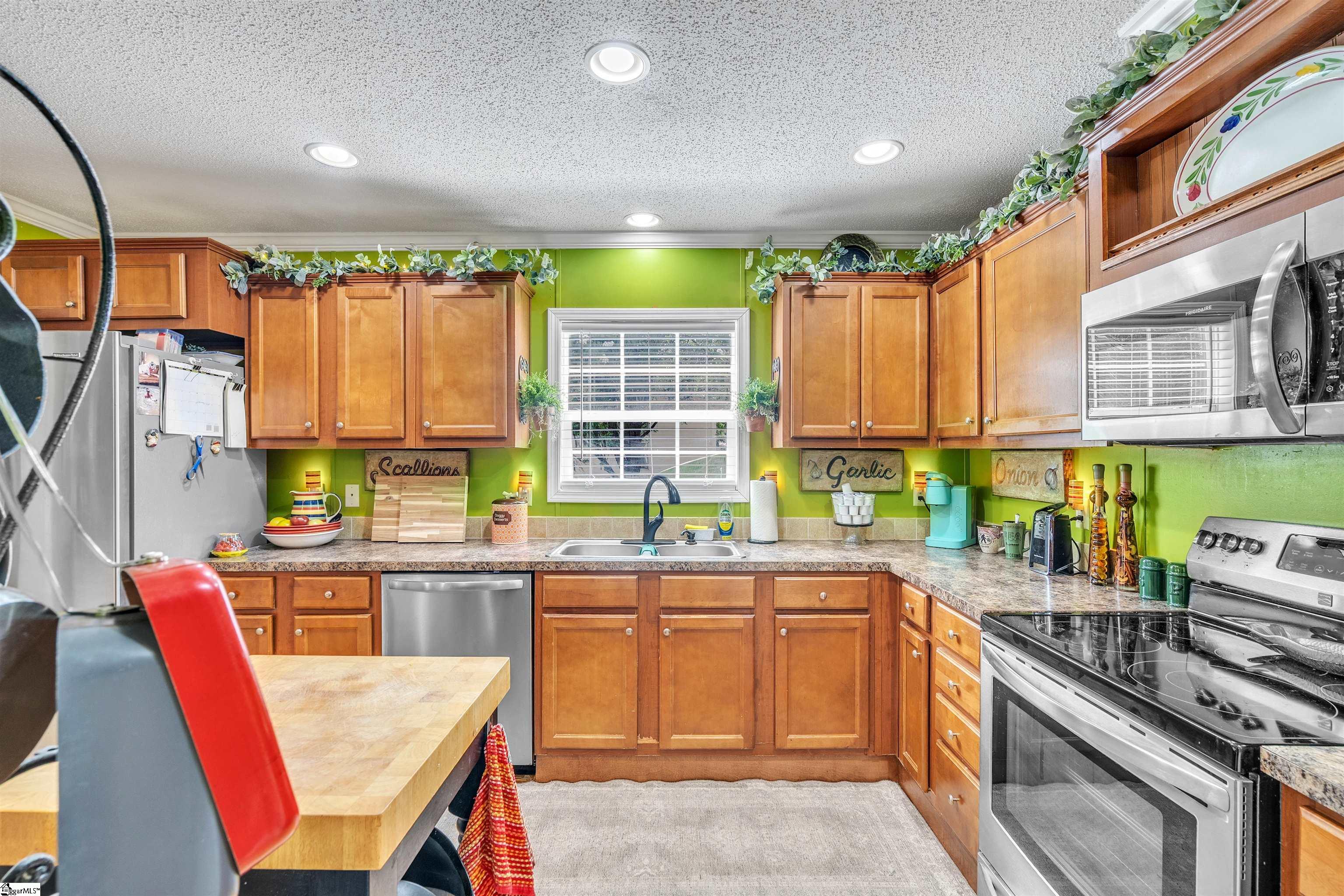 552 B S Buckhorn Road Greenville, SC 29609