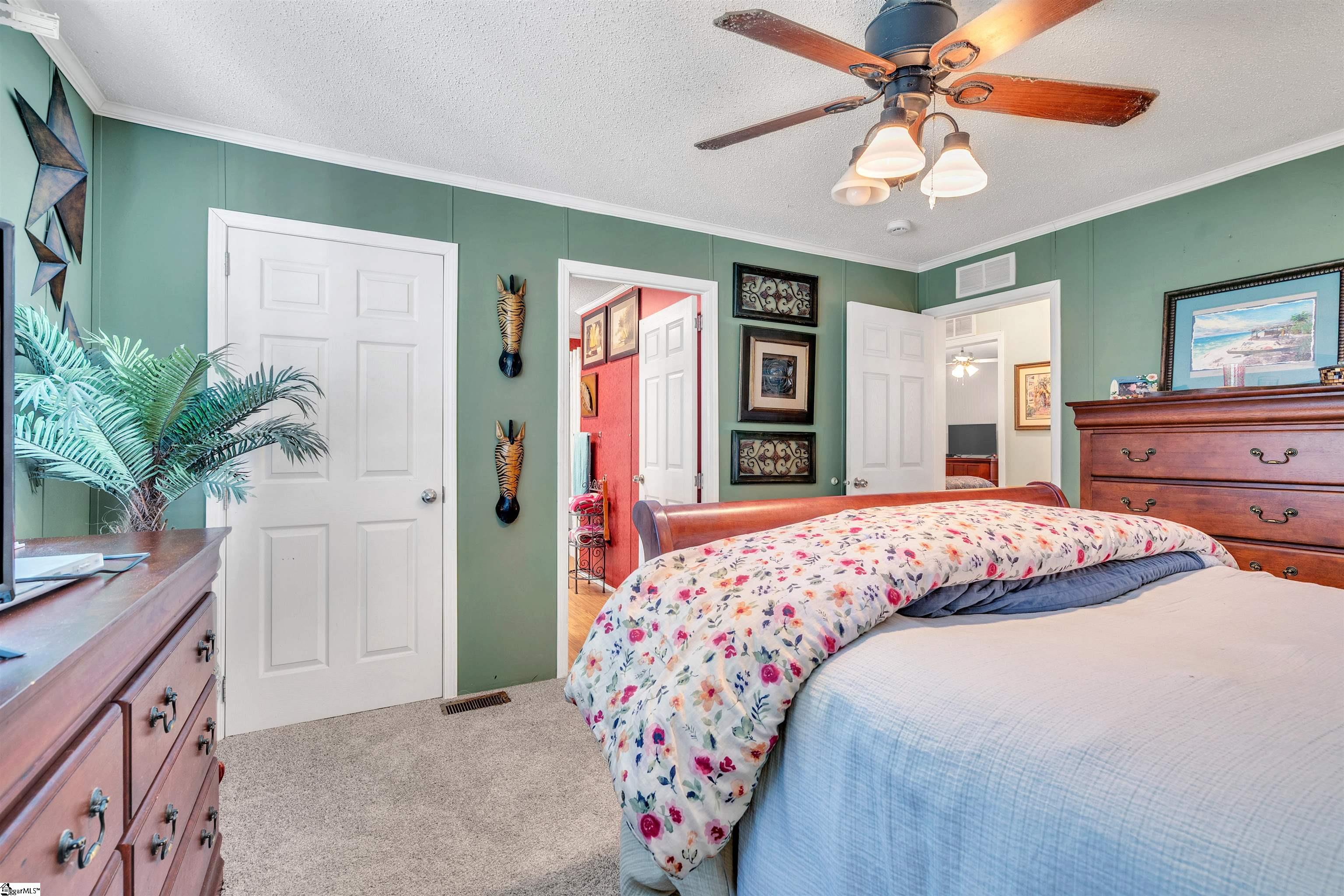 552 B S Buckhorn Road Greenville, SC 29609