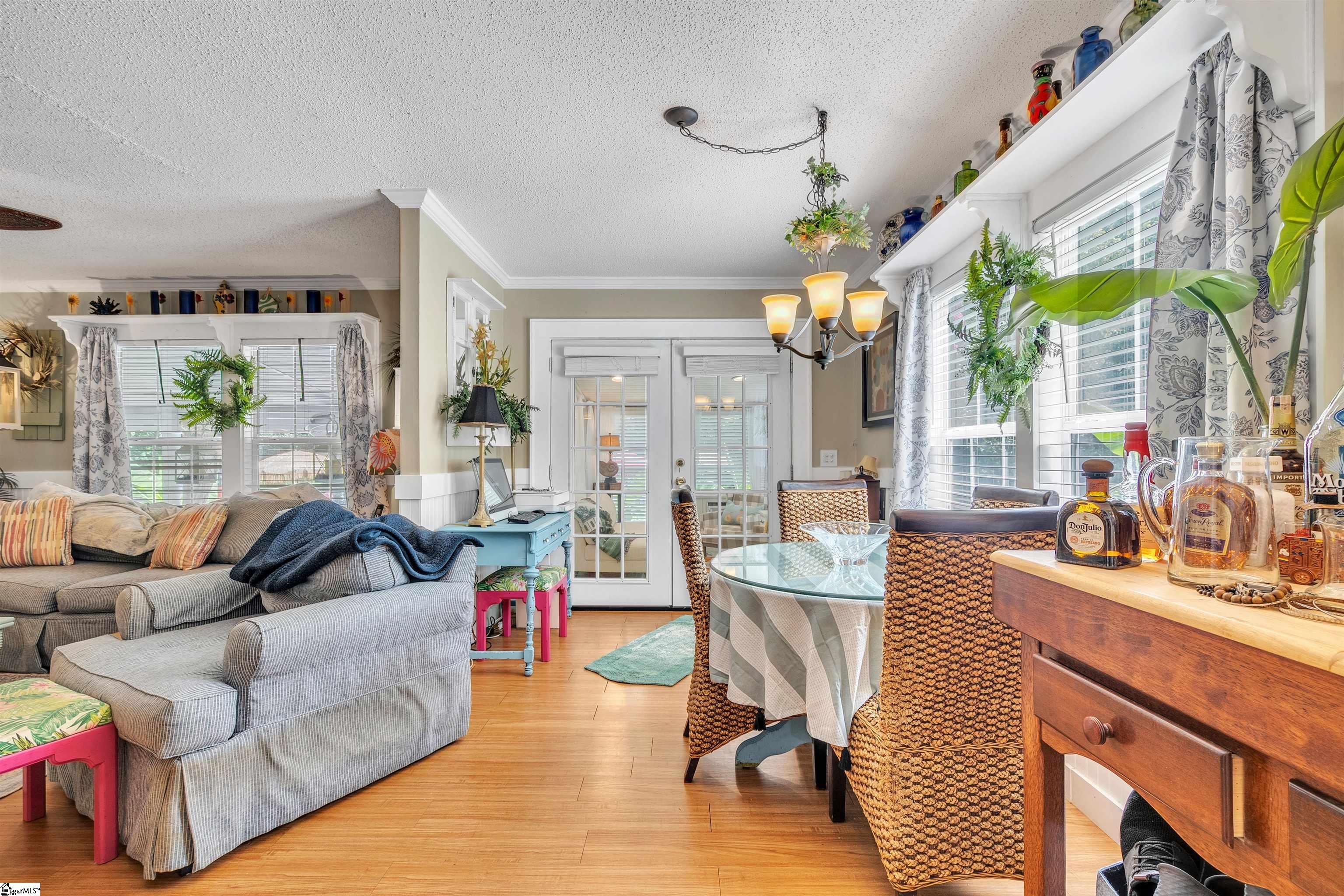 552 B S Buckhorn Road Greenville, SC 29609