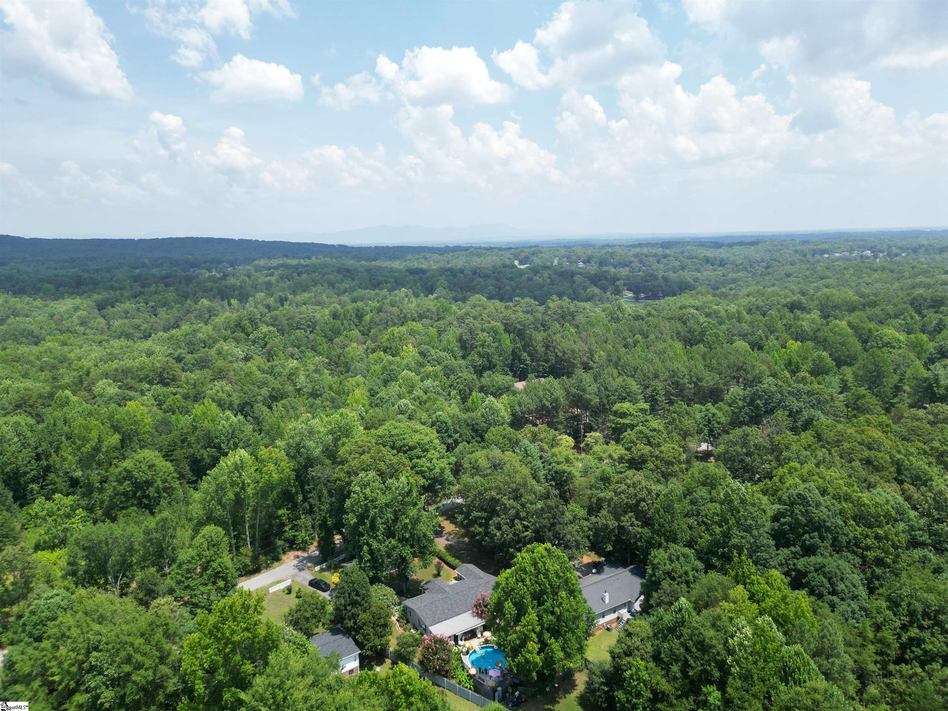 552 B S Buckhorn Road Greenville, SC 29609