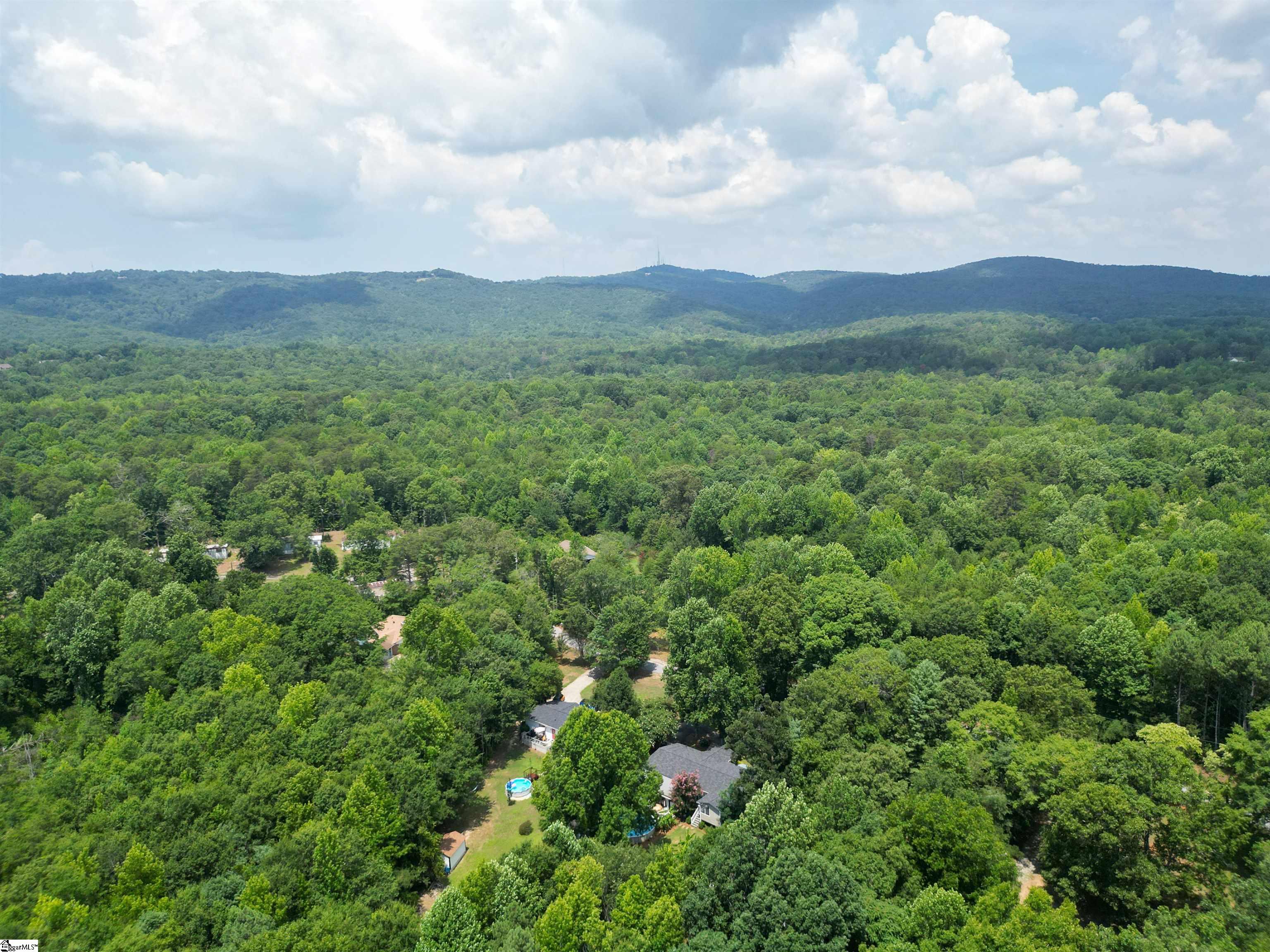 552 B S Buckhorn Road Greenville, SC 29609