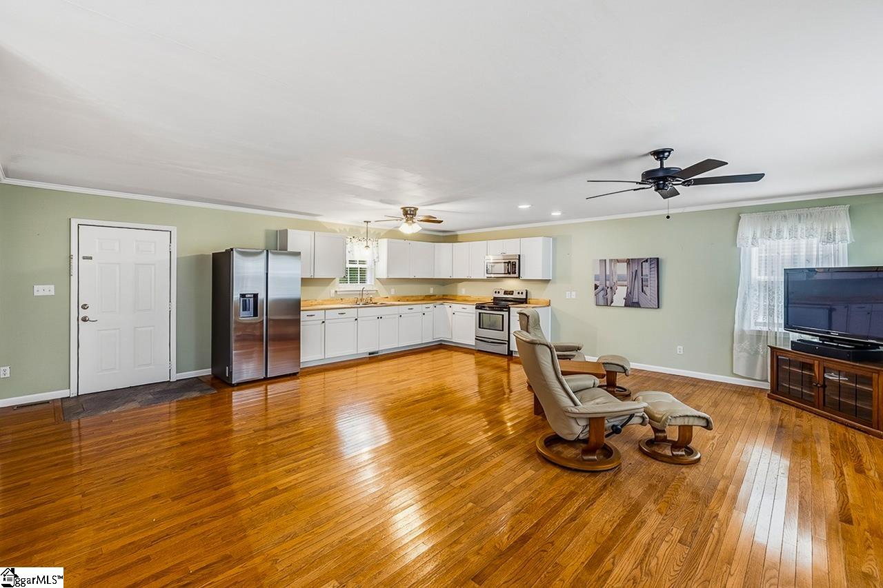 2585 Pineland Shores Circle Cross Hill, SC 29322