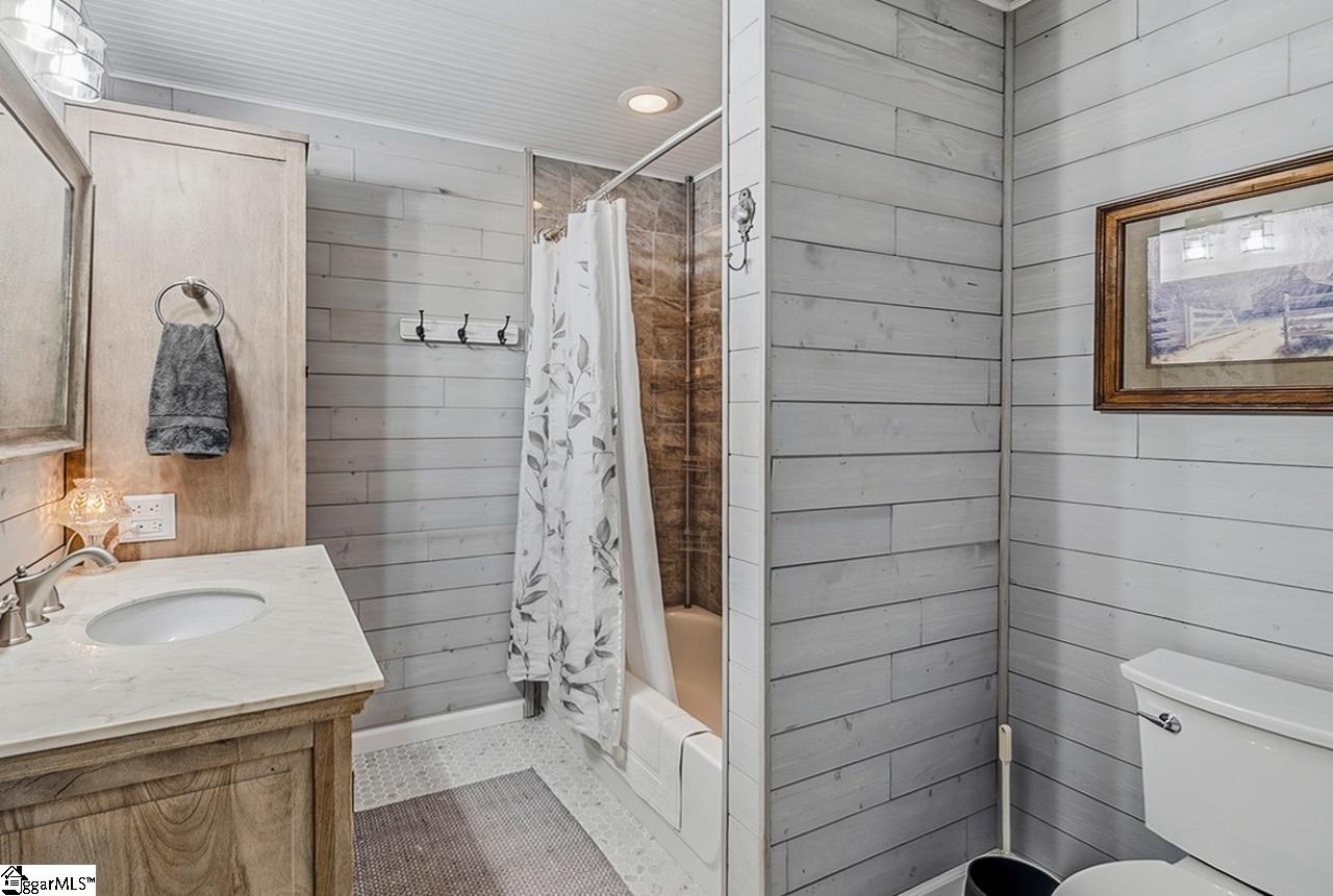 2511 Pineland Shores Circle Cross Hill, SC 29332