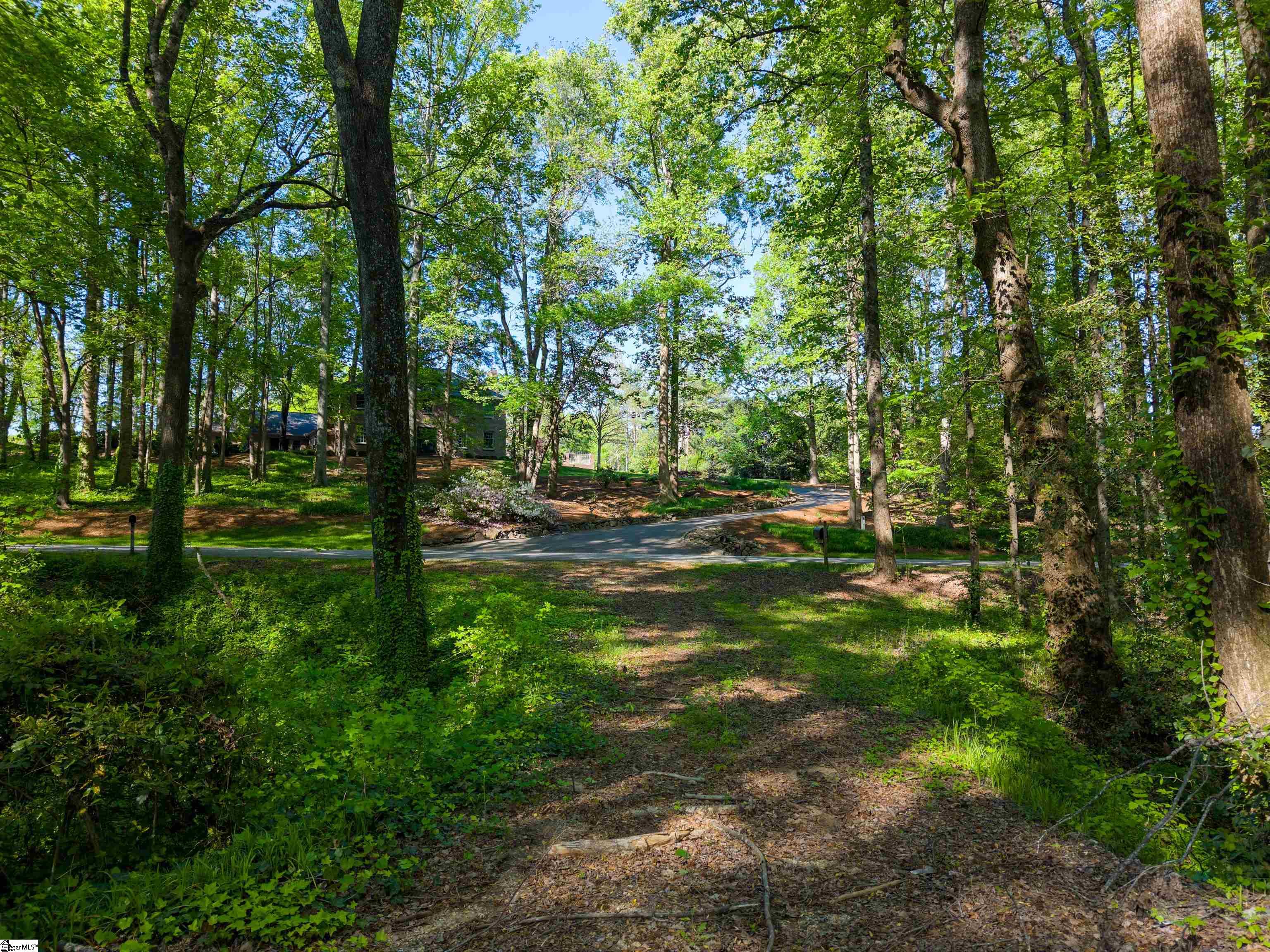 6 Stratton Place Greenville, SC 29615