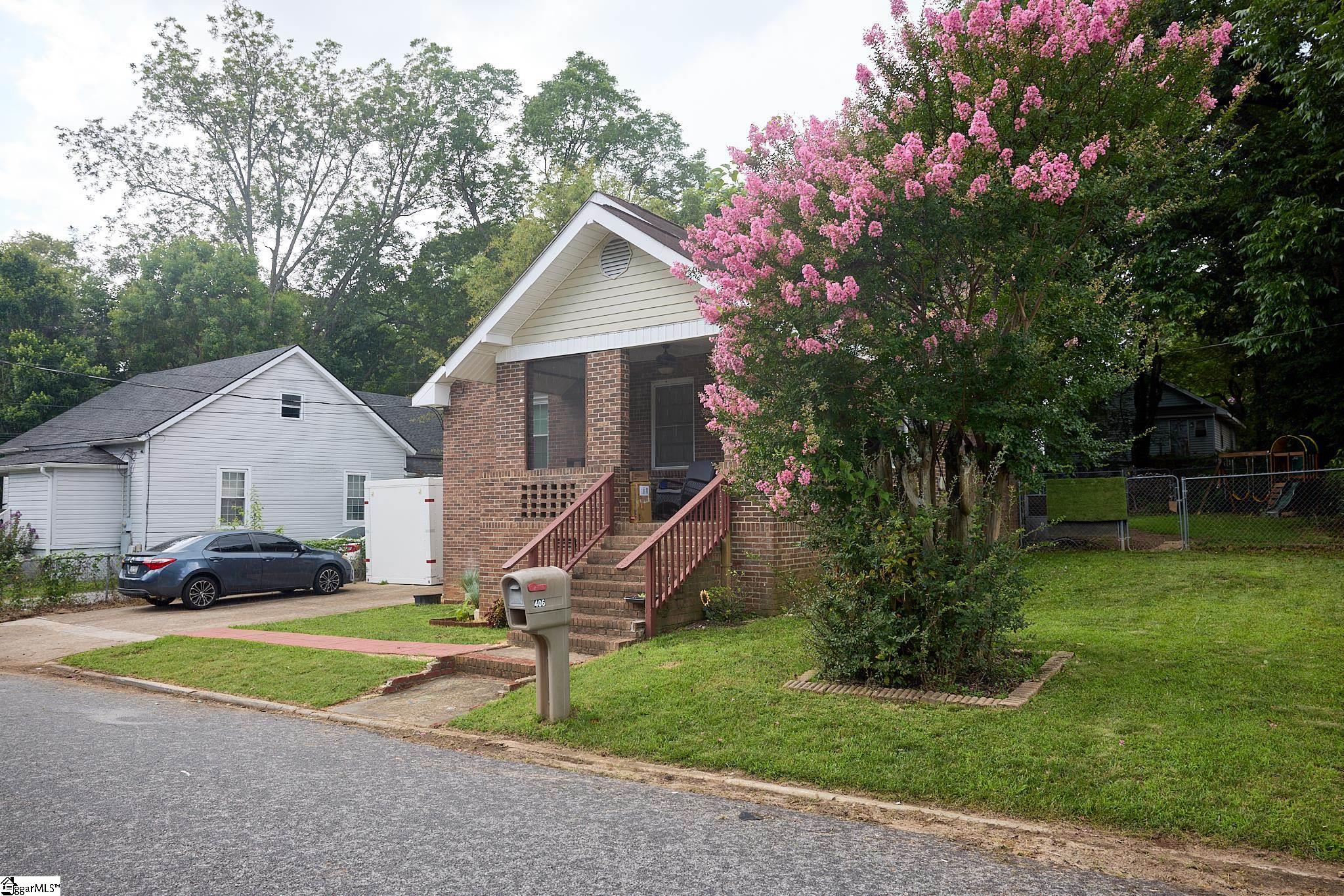 406 S 2nd Street Easley, SC 29640