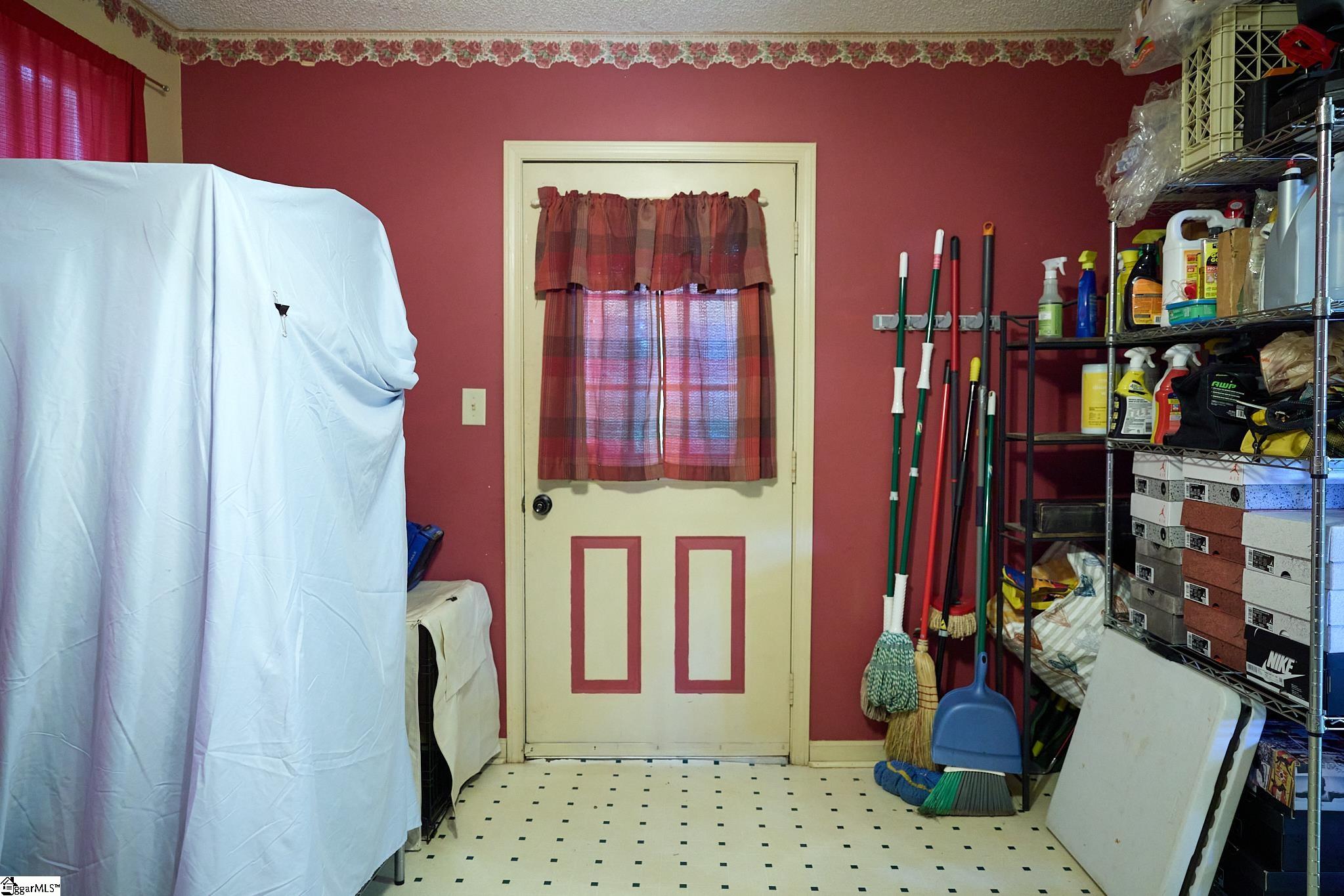 406 S 2nd Street Easley, SC 29640