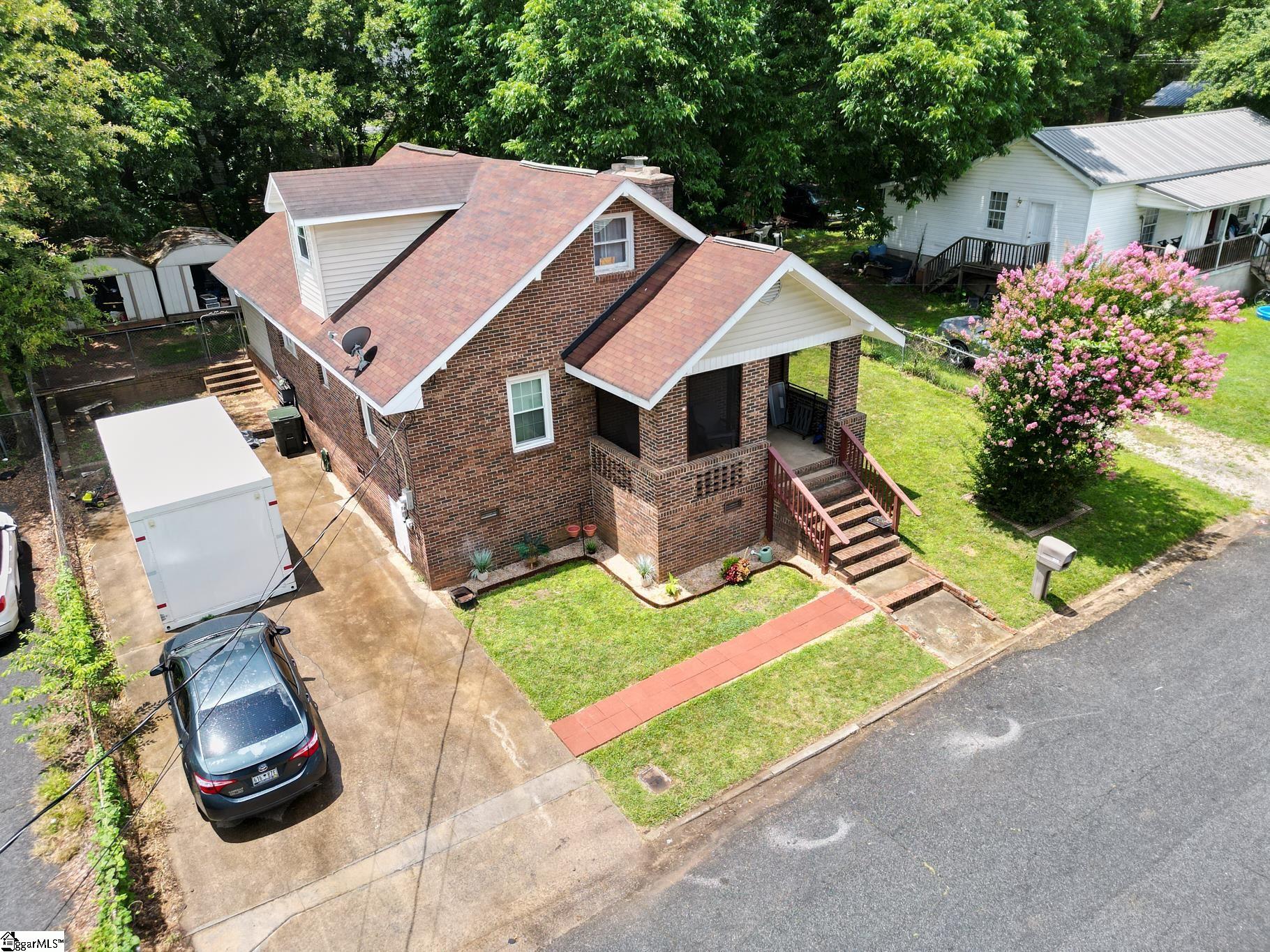 406 S 2nd Street Easley, SC 29640