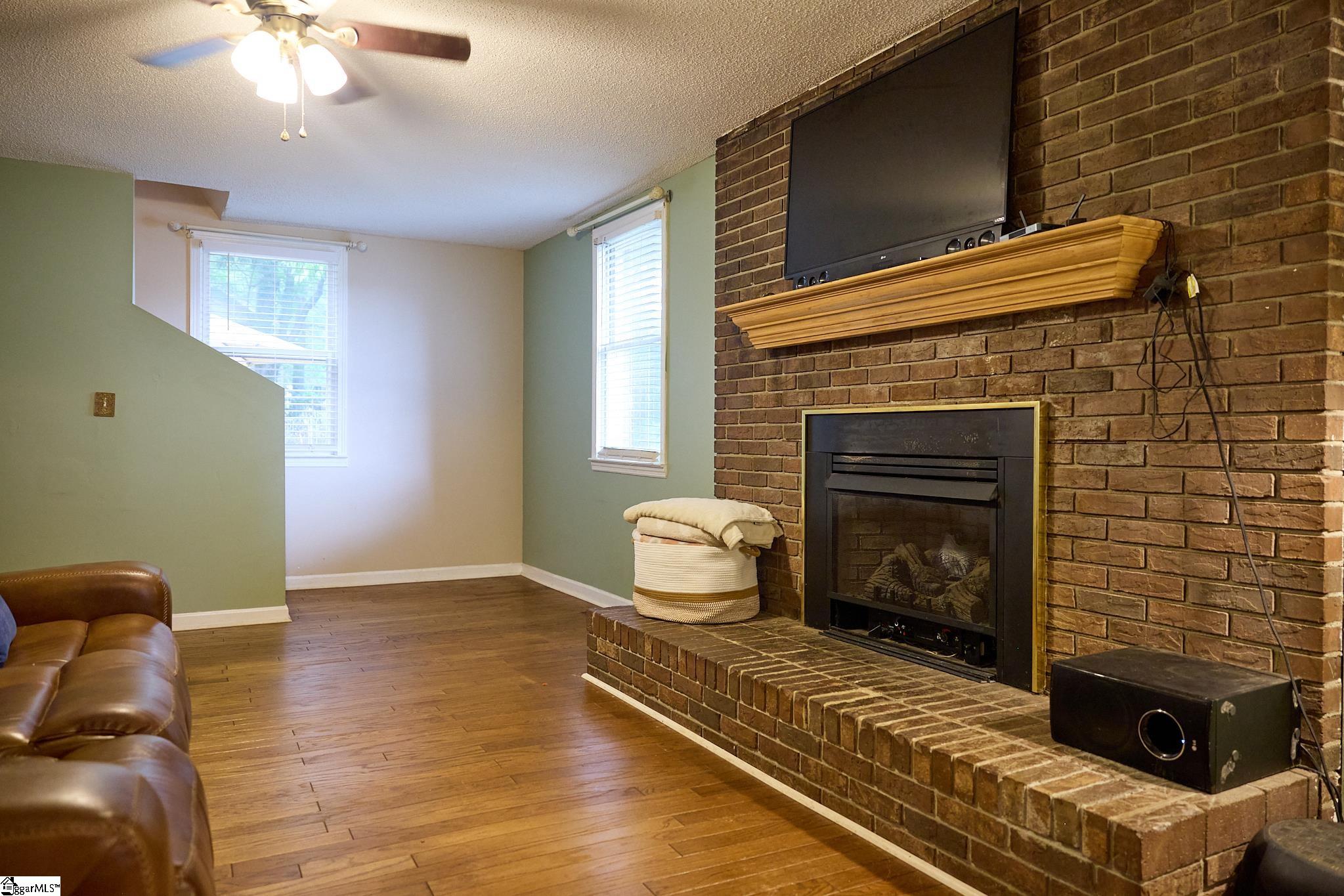 406 S 2nd Street Easley, SC 29640