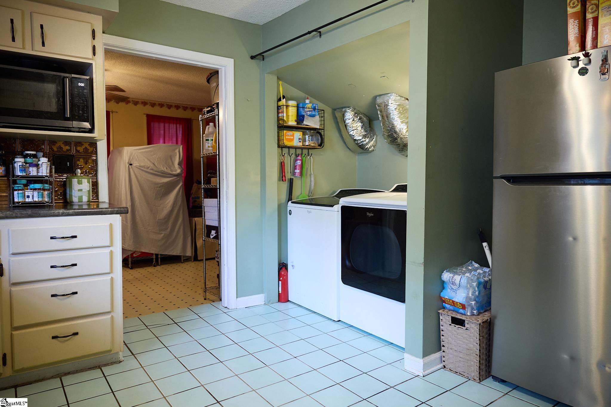 406 S 2nd Street Easley, SC 29640