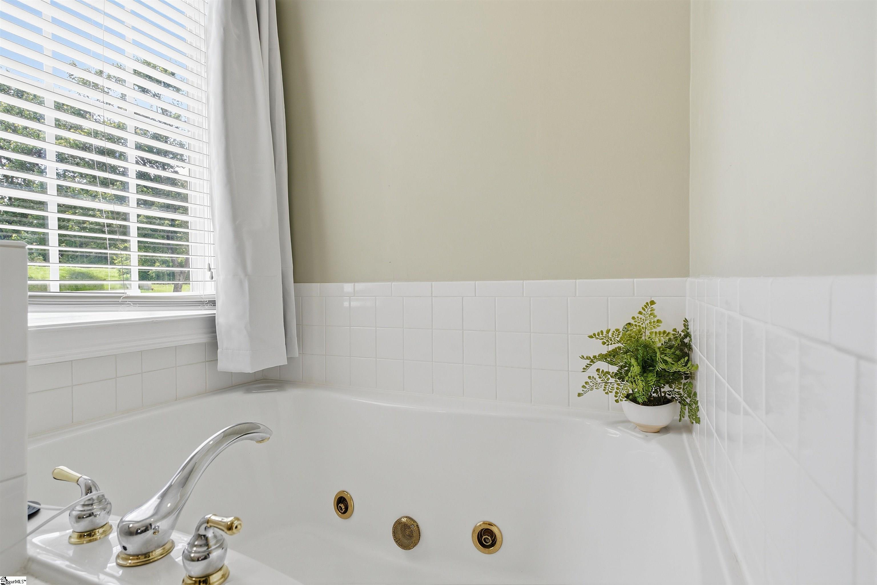 306 Whisper Walk Way Fountain Inn, SC 29644