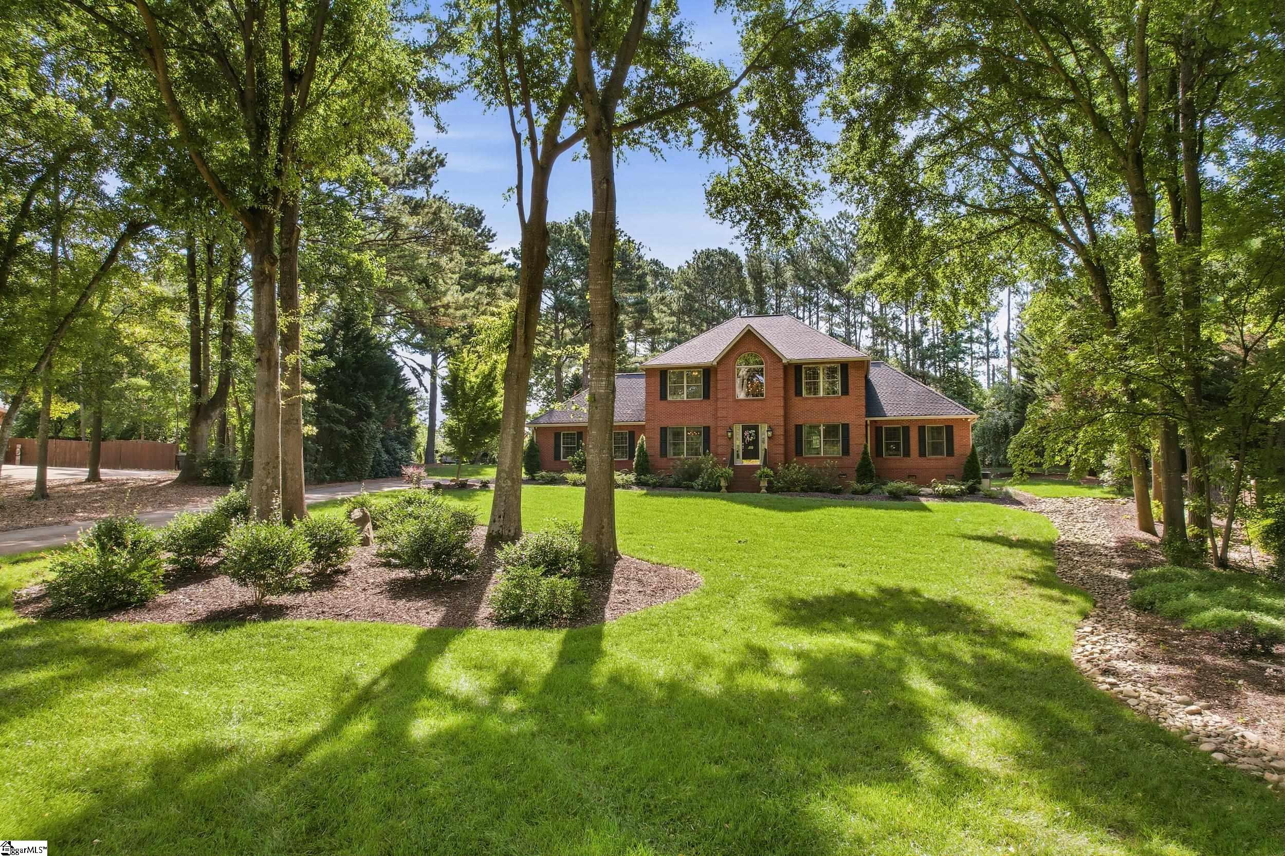 110 Hawnes Place Anderson, SC 29621