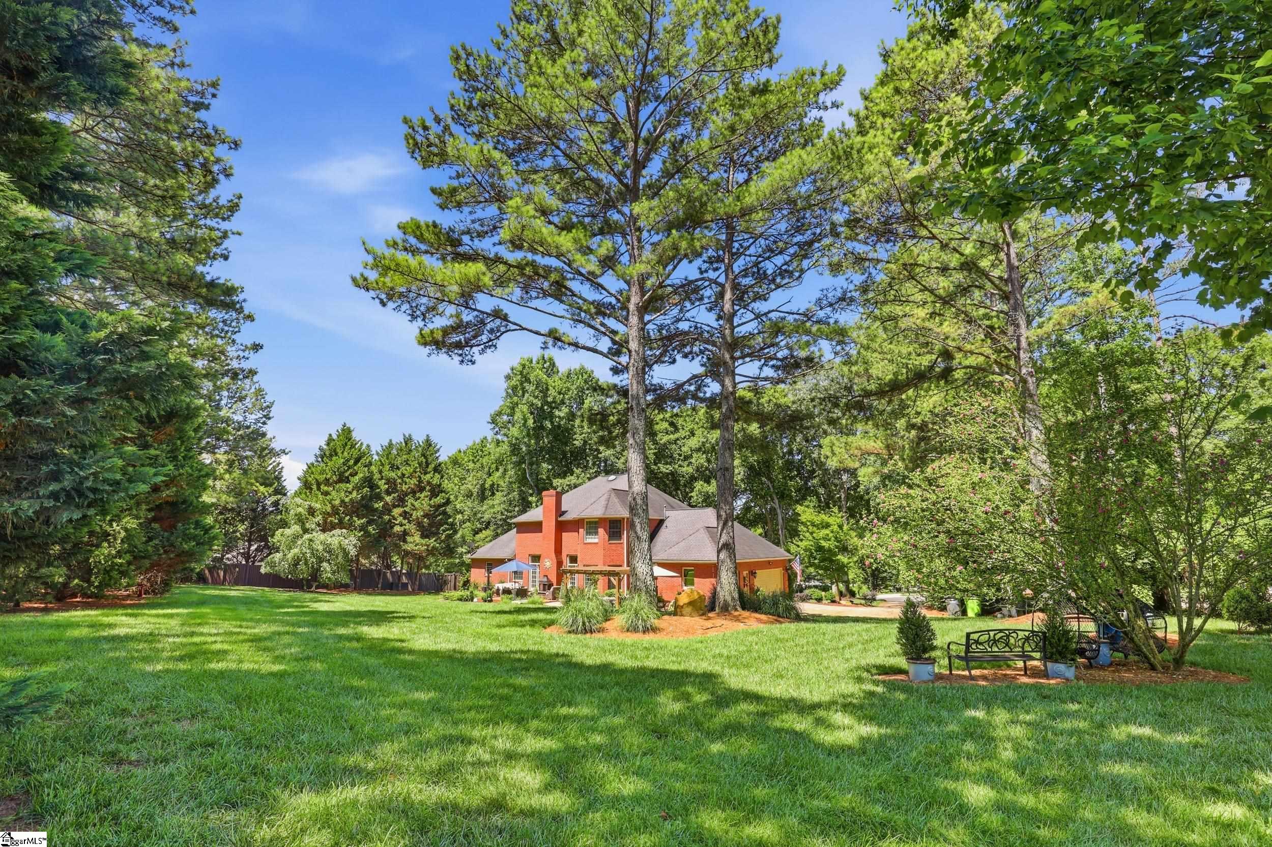 110 Hawnes Place Anderson, SC 29621