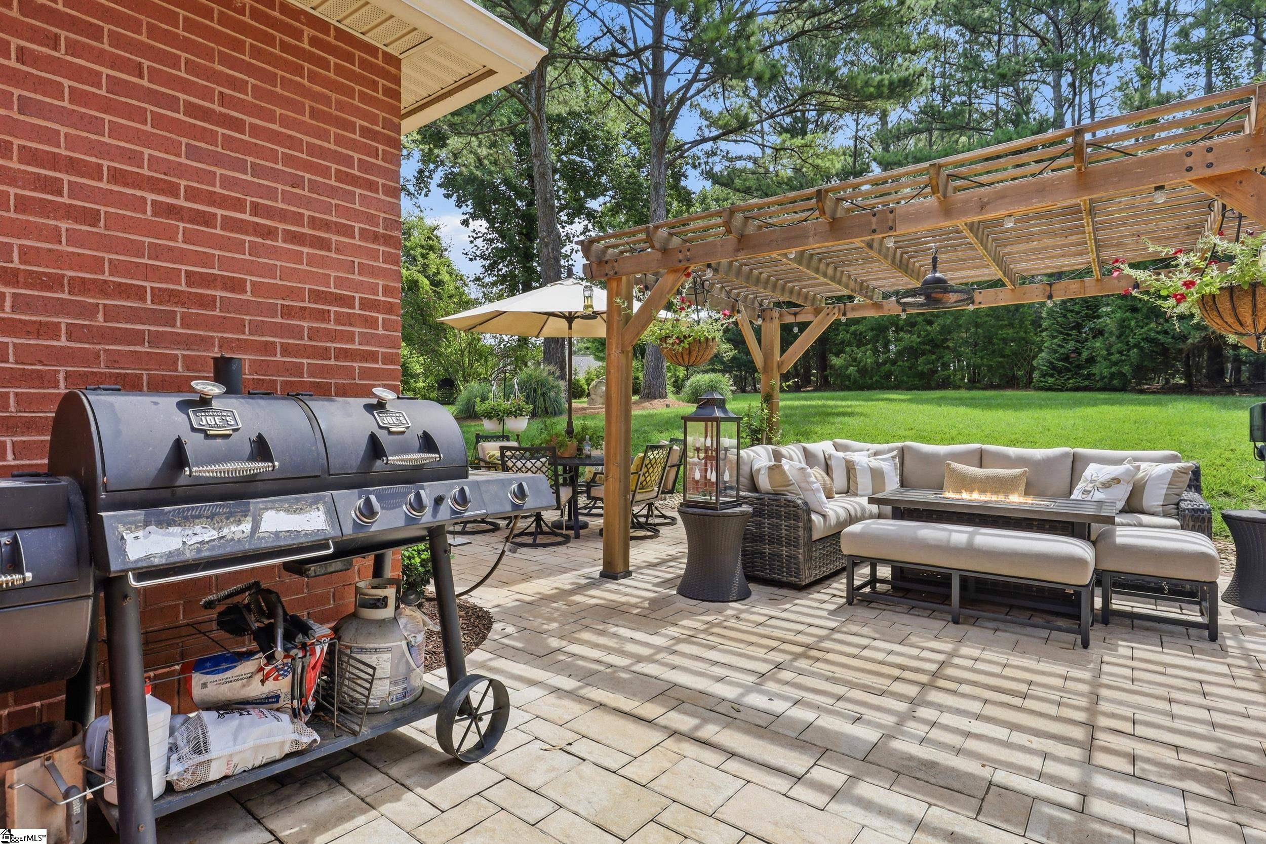 110 Hawnes Place Anderson, SC 29621