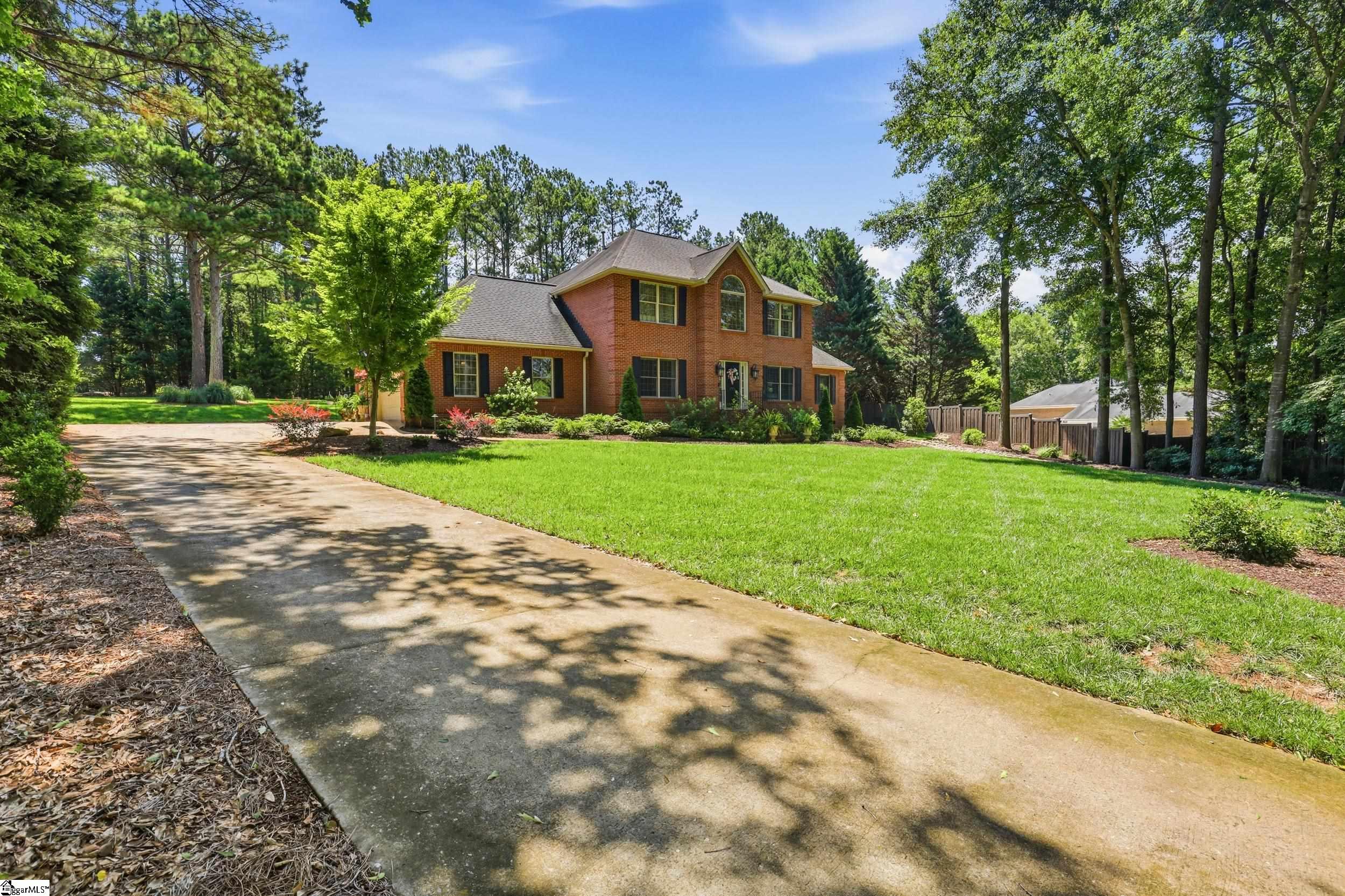 110 Hawnes Place Anderson, SC 29621