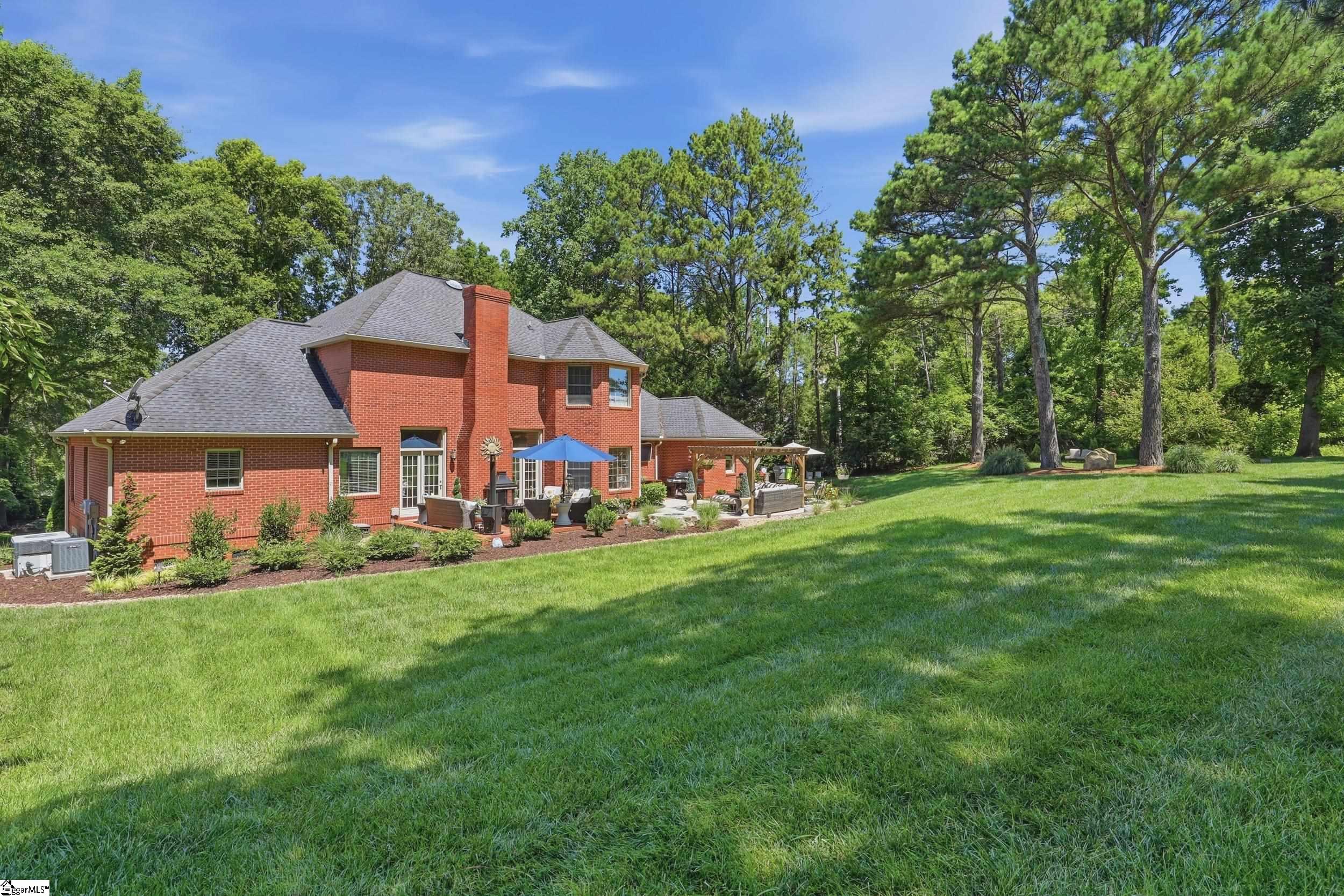 110 Hawnes Place Anderson, SC 29621