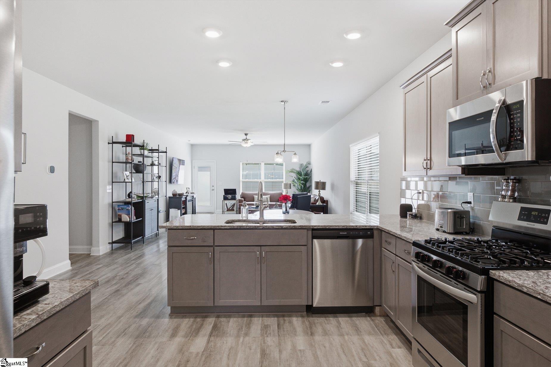 4 Woodcross Drive Simpsonville, SC 29681