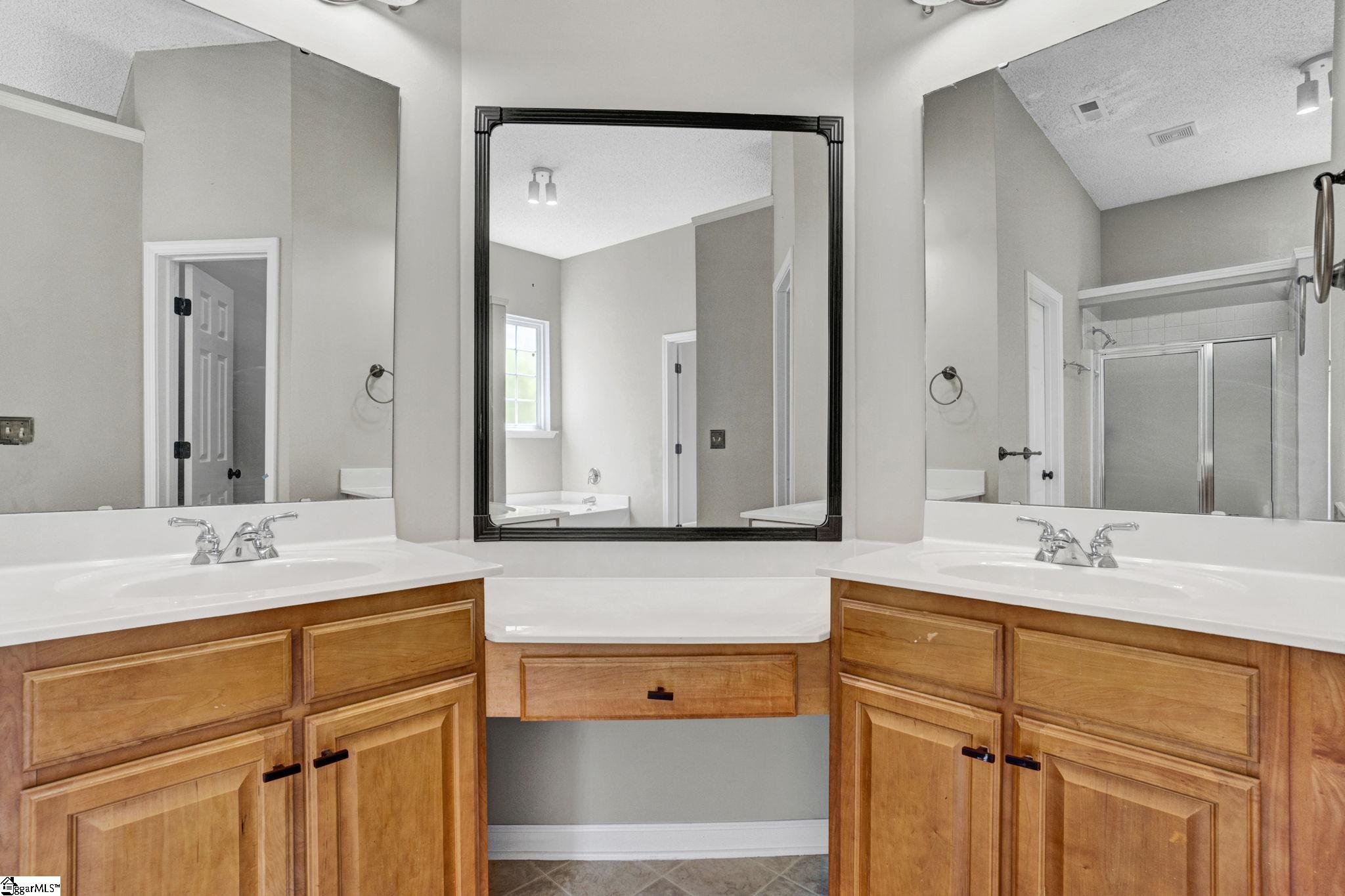 38 Ginger Gold Drive Simpsonville, SC 29681