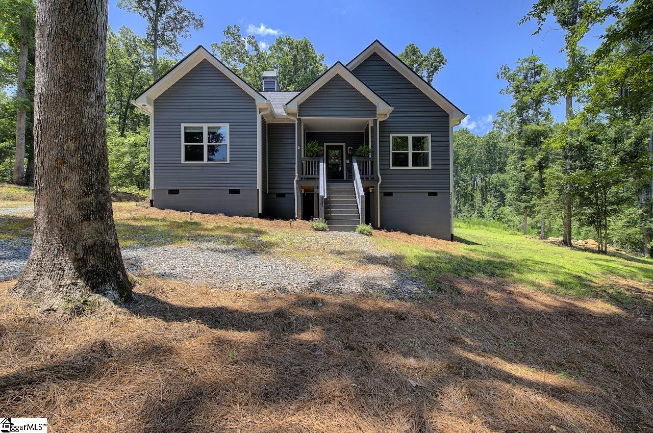 54 Lakeview Road Fountain Inn, SC 29644