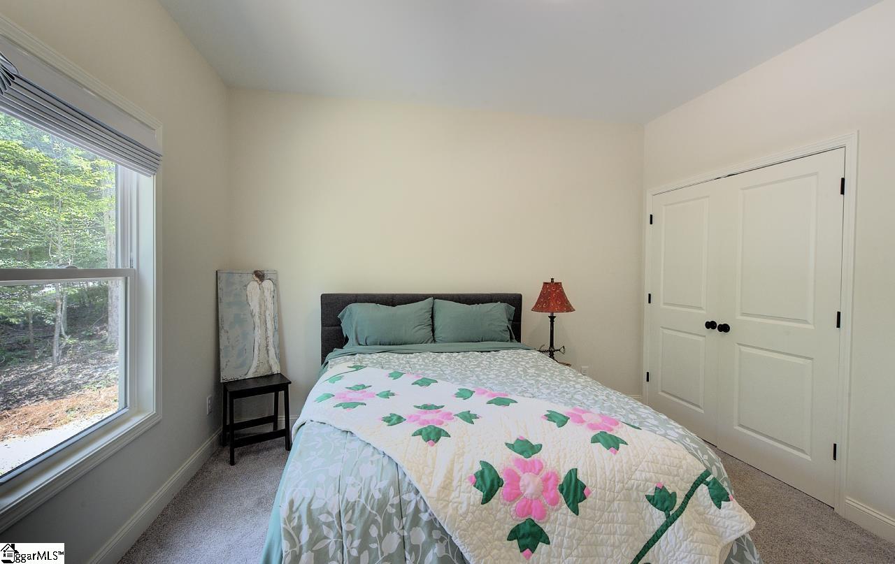 54 Lakeview Road Fountain Inn, SC 29644