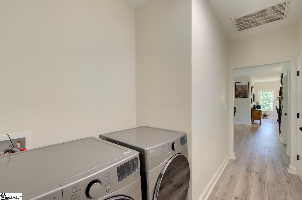 54 Lakeview Road Fountain Inn, SC 29644