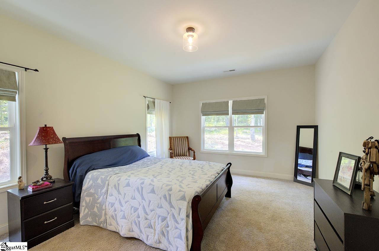 54 Lakeview Road Fountain Inn, SC 29644