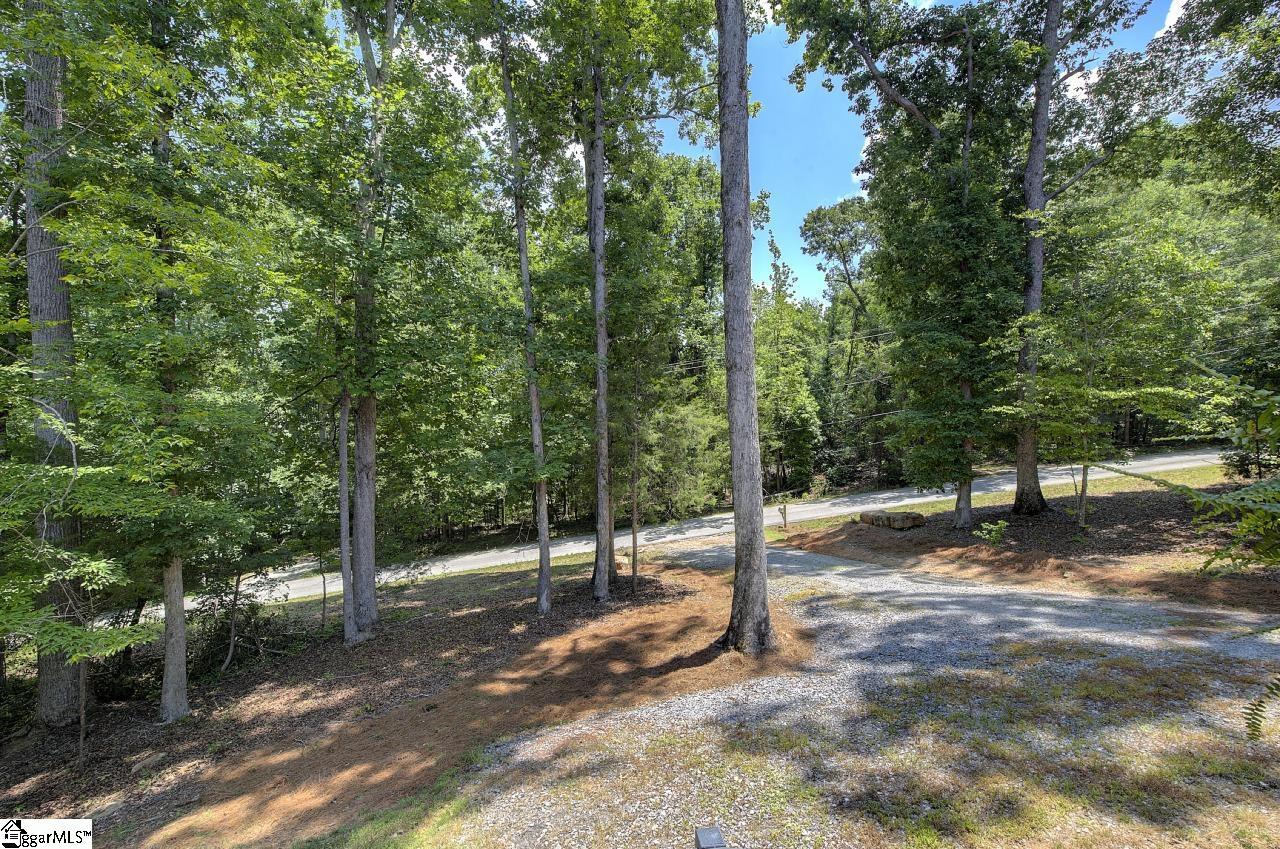54 Lakeview Road Fountain Inn, SC 29644