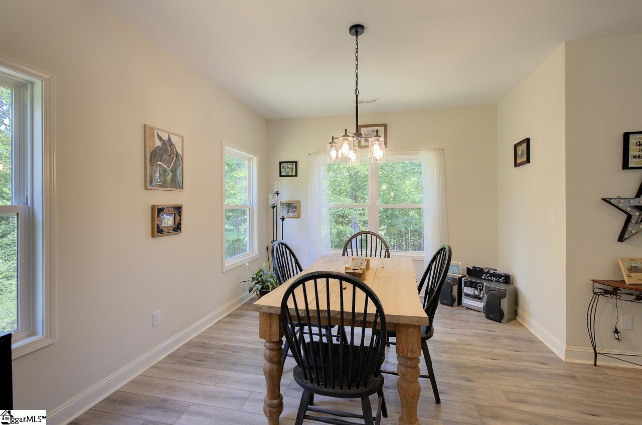 54 Lakeview Road Fountain Inn, SC 29644