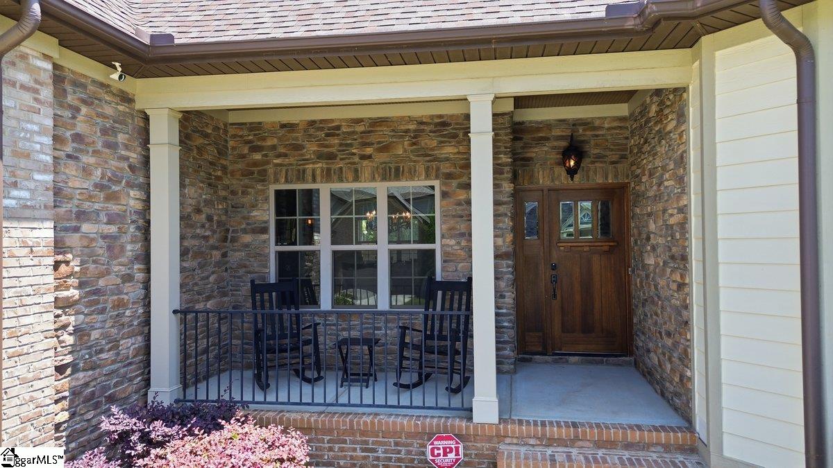 350 Laguna Lane Simpsonville, SC 29680