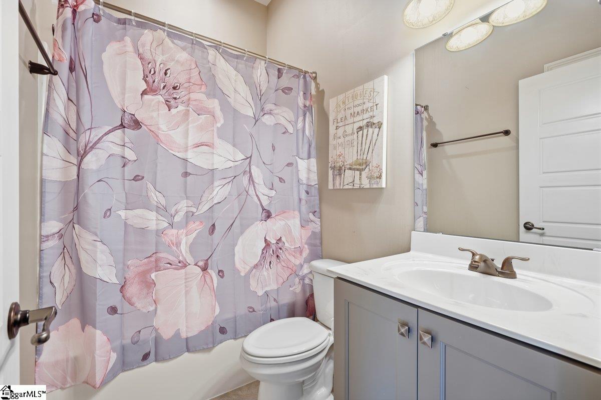 350 Laguna Lane Simpsonville, SC 29680